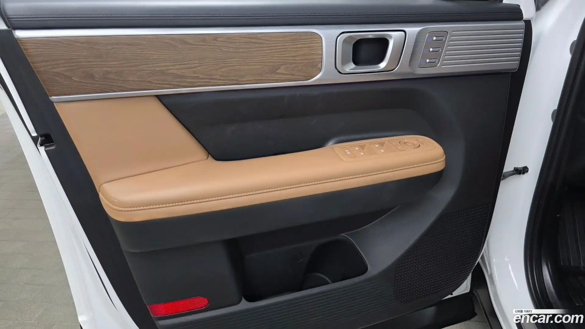 Santafe Hyundai 2024.1-INNER-034