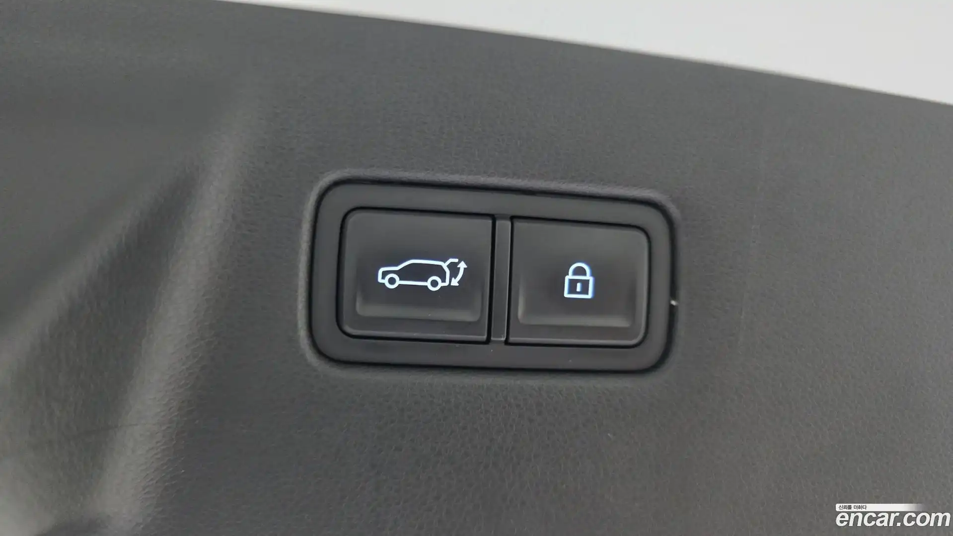 Santafe Hyundai 2024.1-OPTION-044