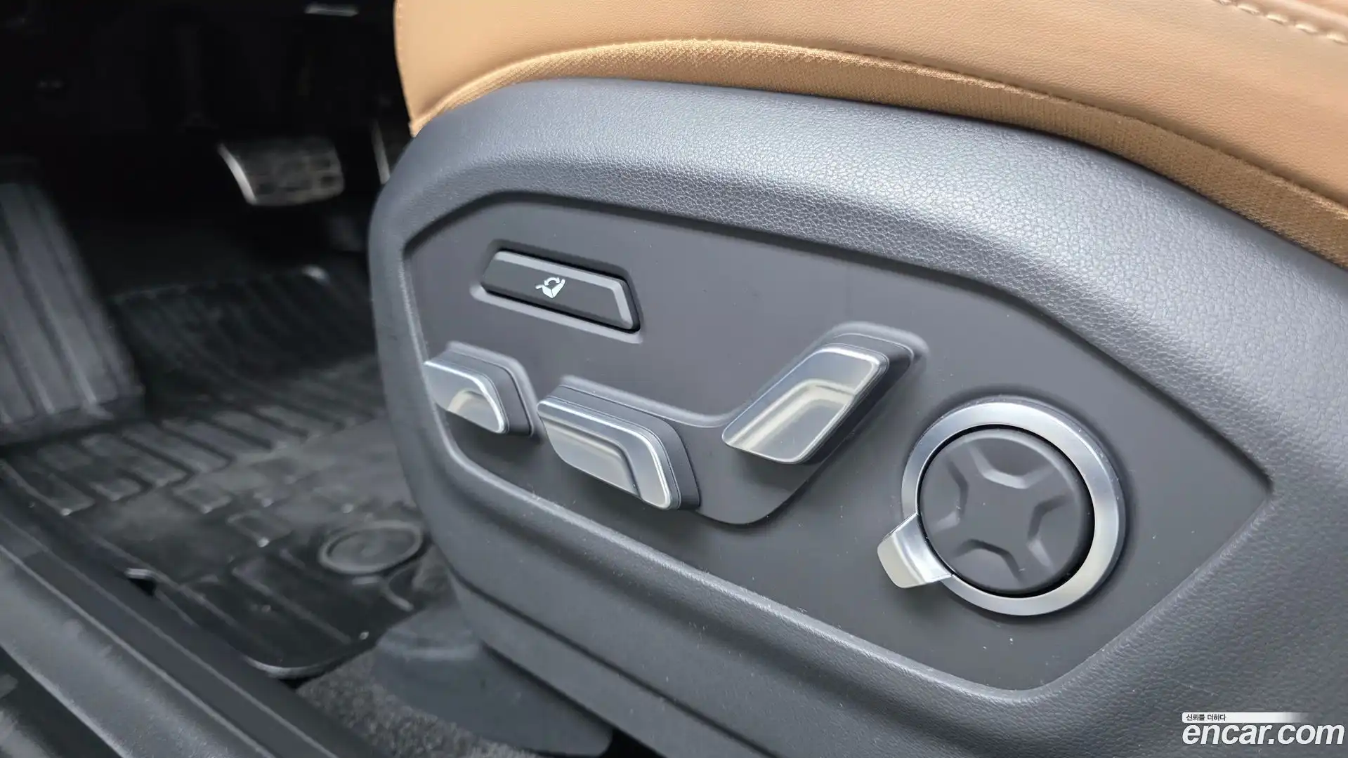 Santafe Hyundai 2024.1-OPTION-046