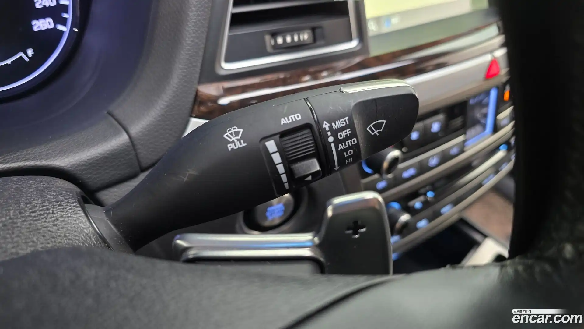 Genesis Hyundai 2015.7-OPTION-022