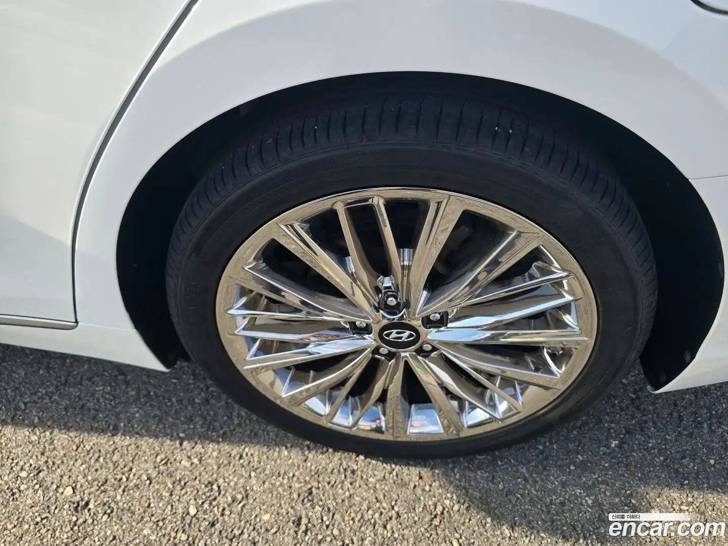 Grandeur Hyundai 2017.9-INNER-009