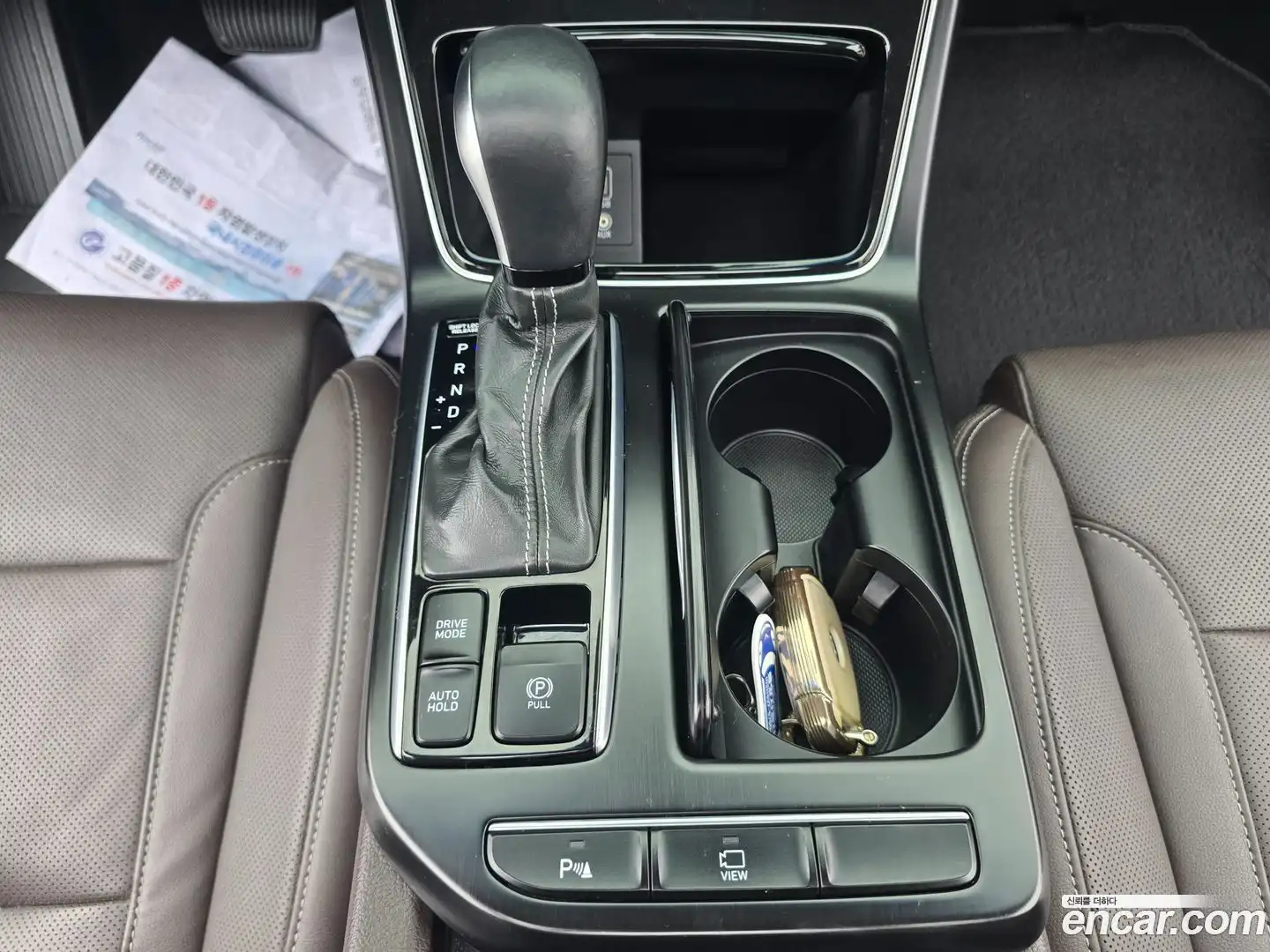 Grandeur Hyundai 2017.9-OPTION-023