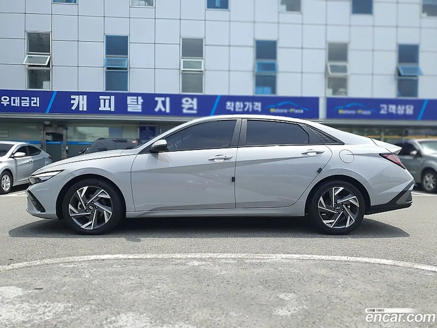 AVANTE Hyundai 2024.1-INNER-007