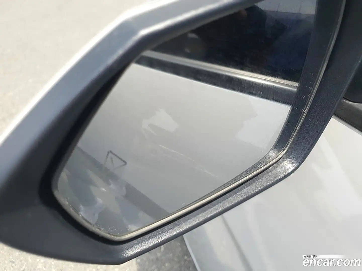 AVANTE Hyundai 2024.1-OPTION-023