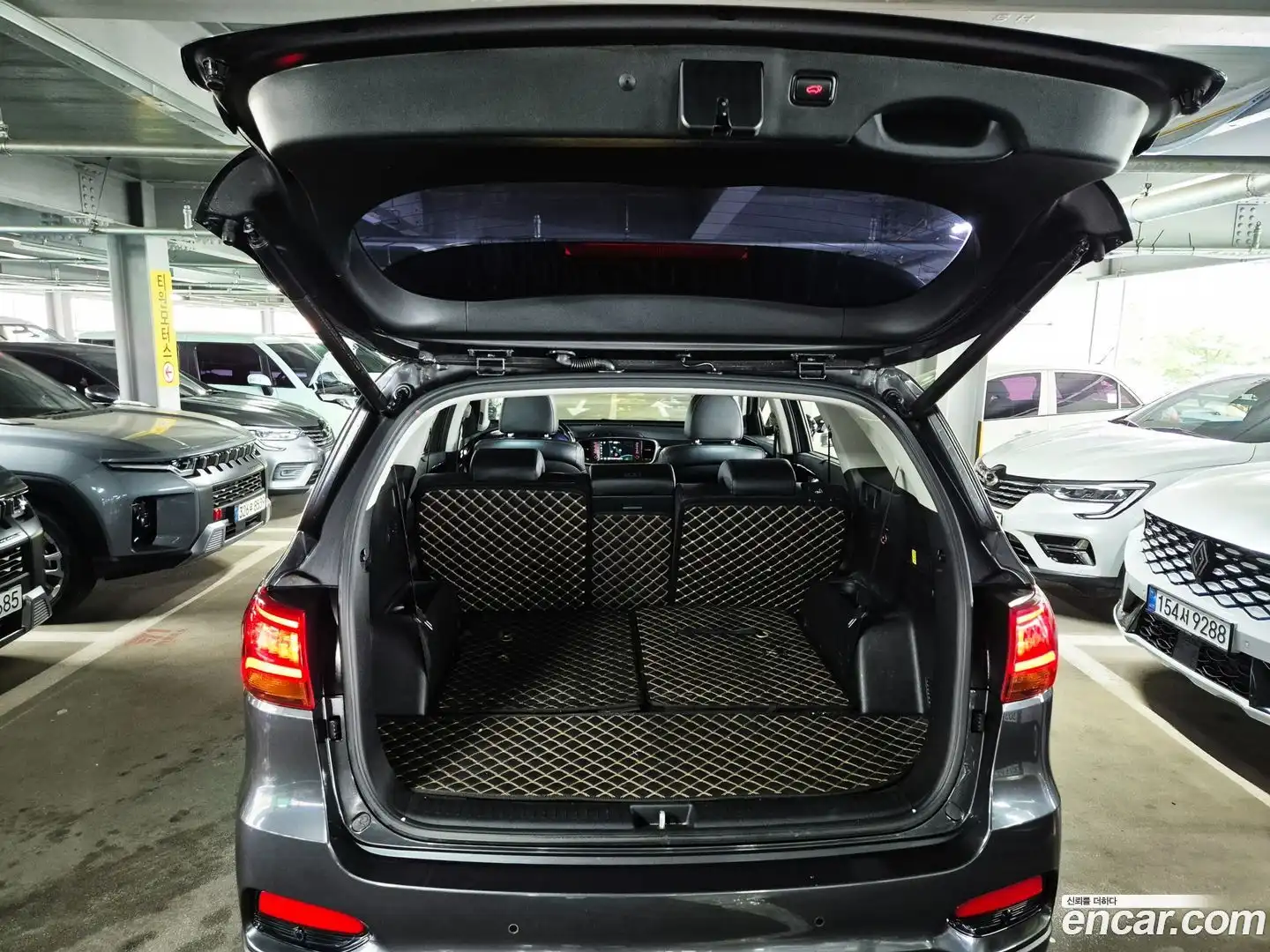 Sorento Kia 2017.8-OUTER-005