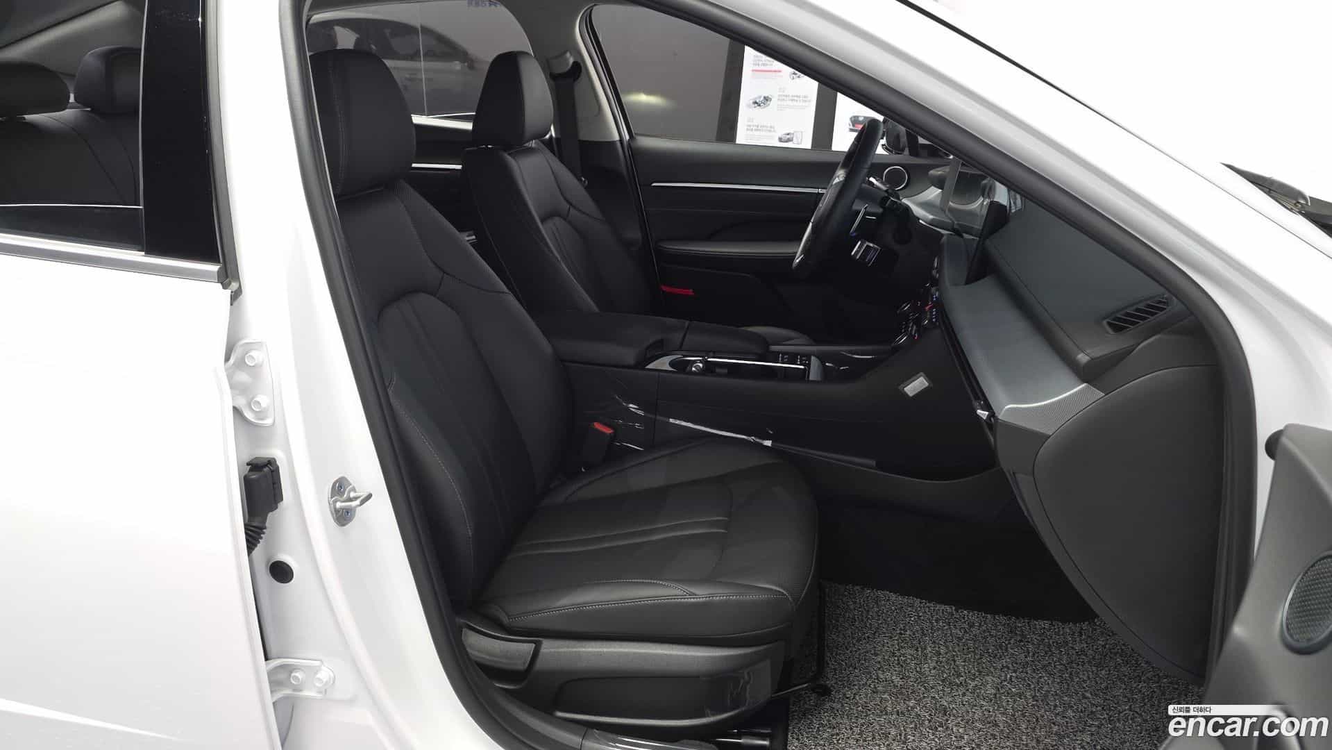 Sonata Hyundai 2025.1-OPTION-016