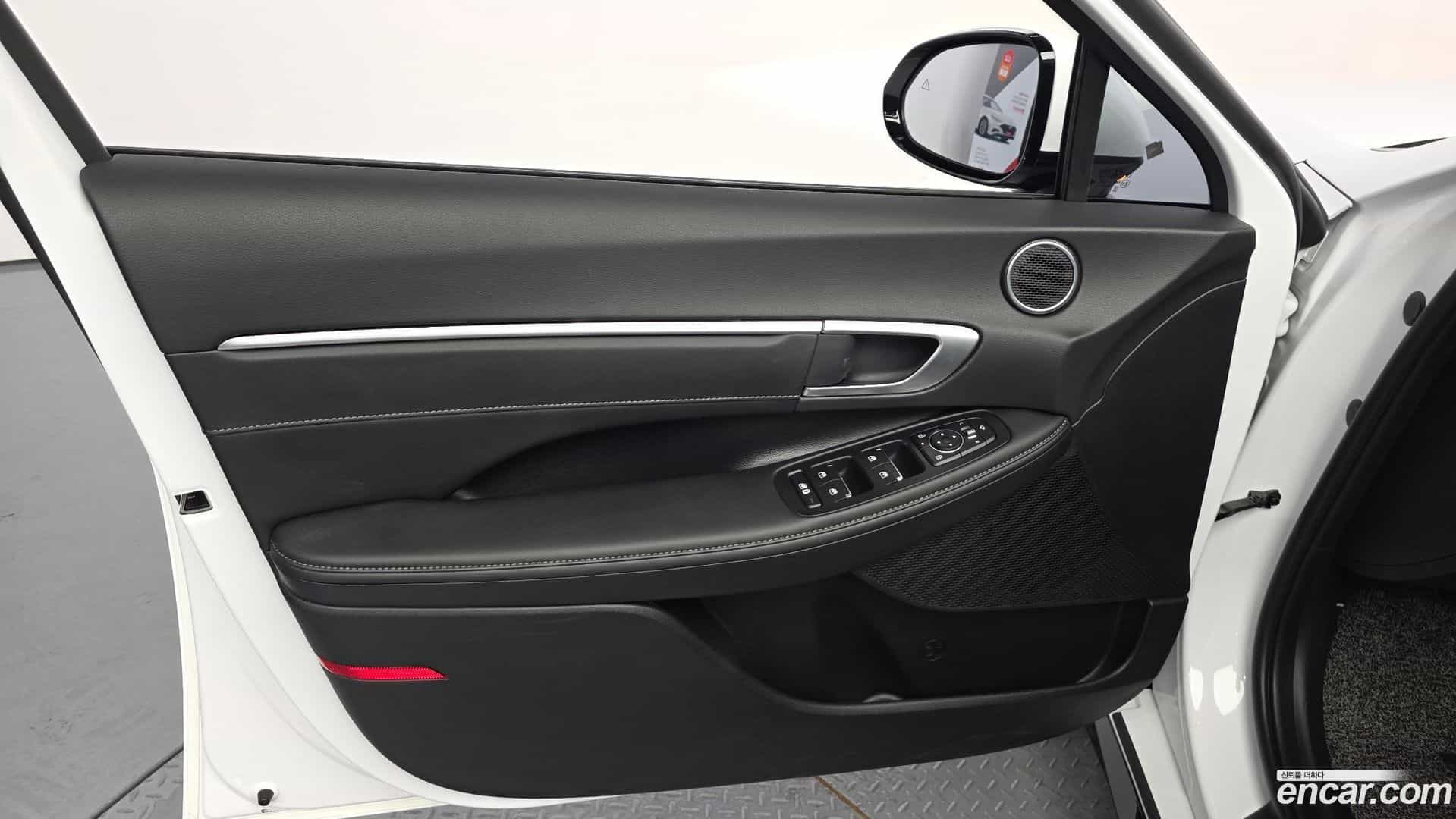 Sonata Hyundai 2025.1-INNER-034