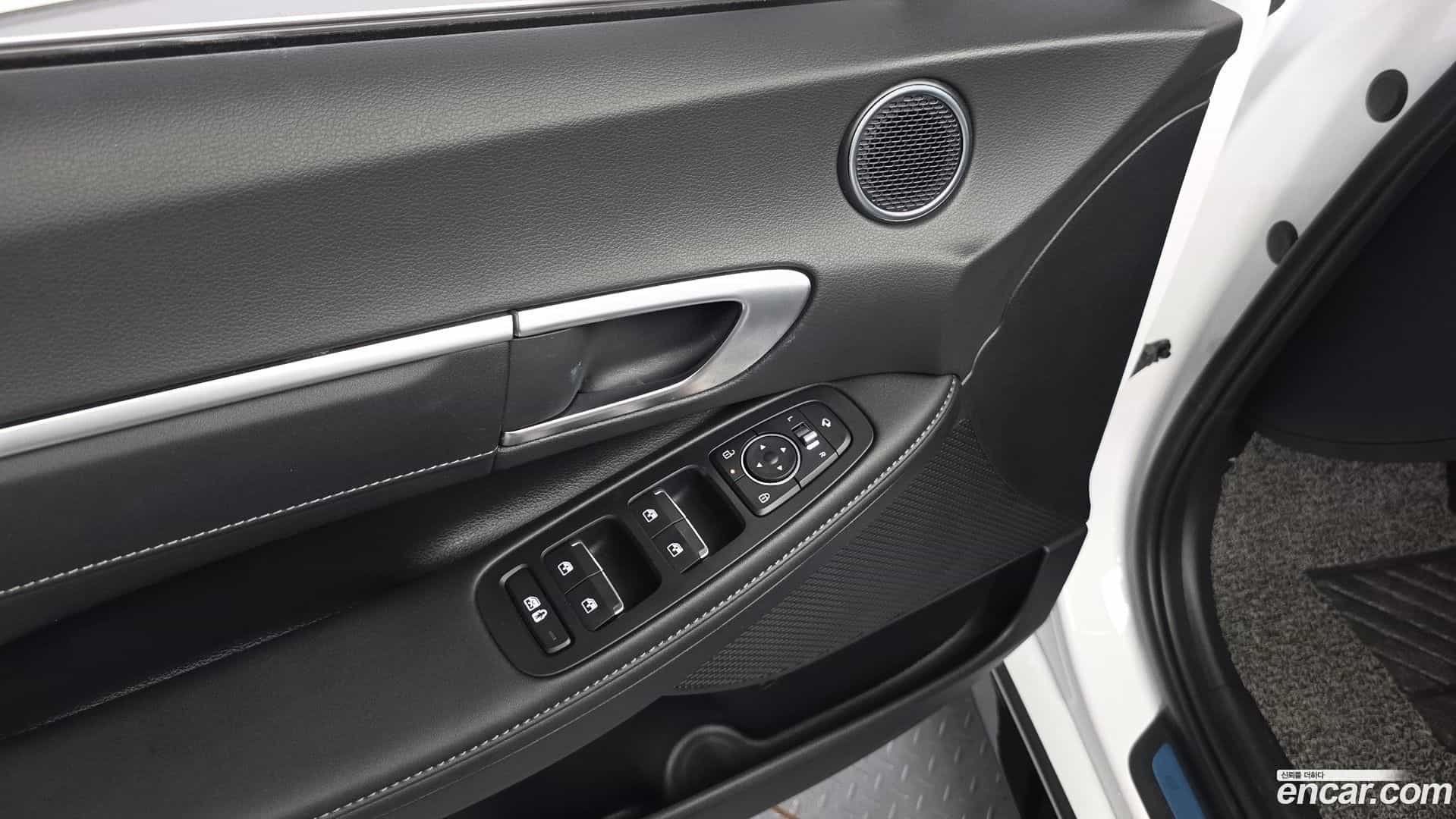 Sonata Hyundai 2025.1-INNER-036