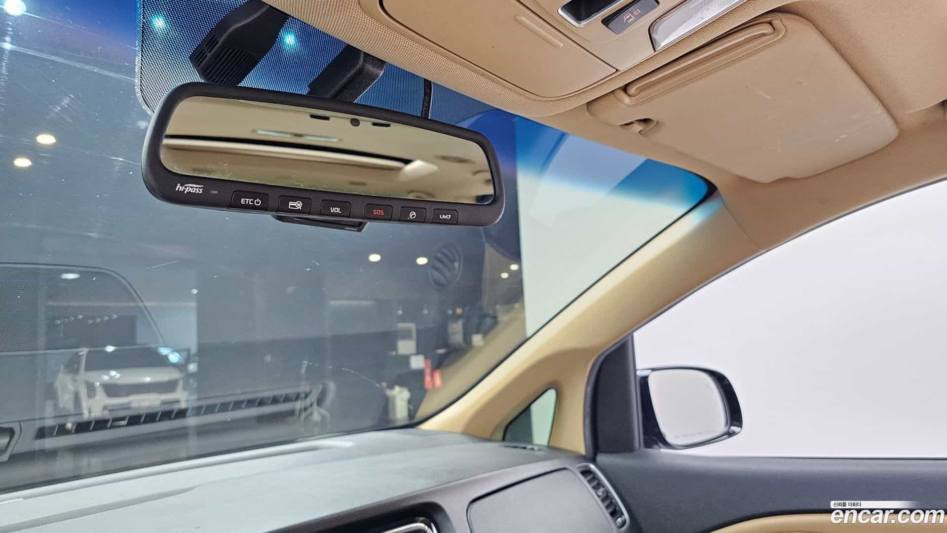 Canival Kia 2017.6-OPTION-041