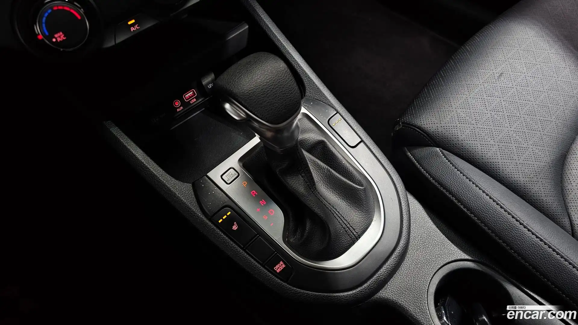 K3 Kia 2019.0-INNER-009