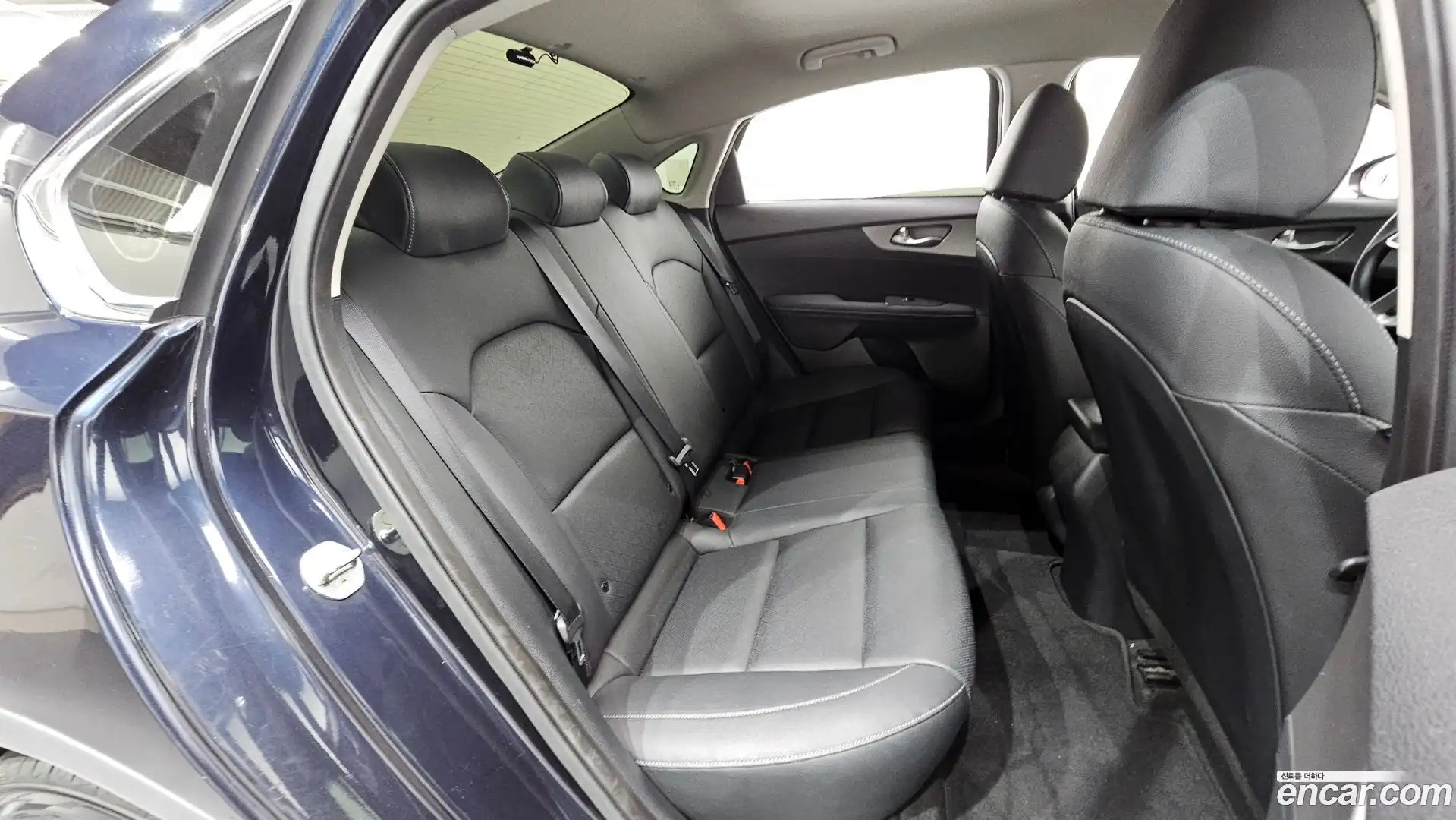 K3 Kia 2019.0-OPTION-015