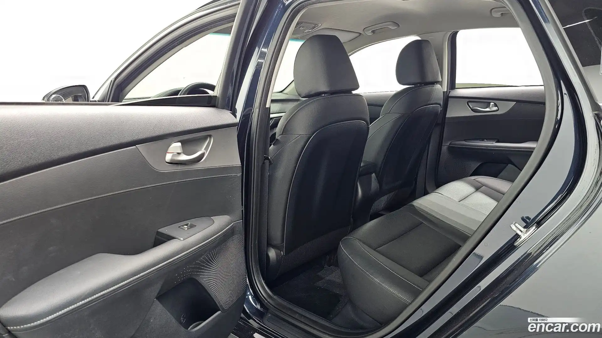 K3 Kia 2019.0-OPTION-022