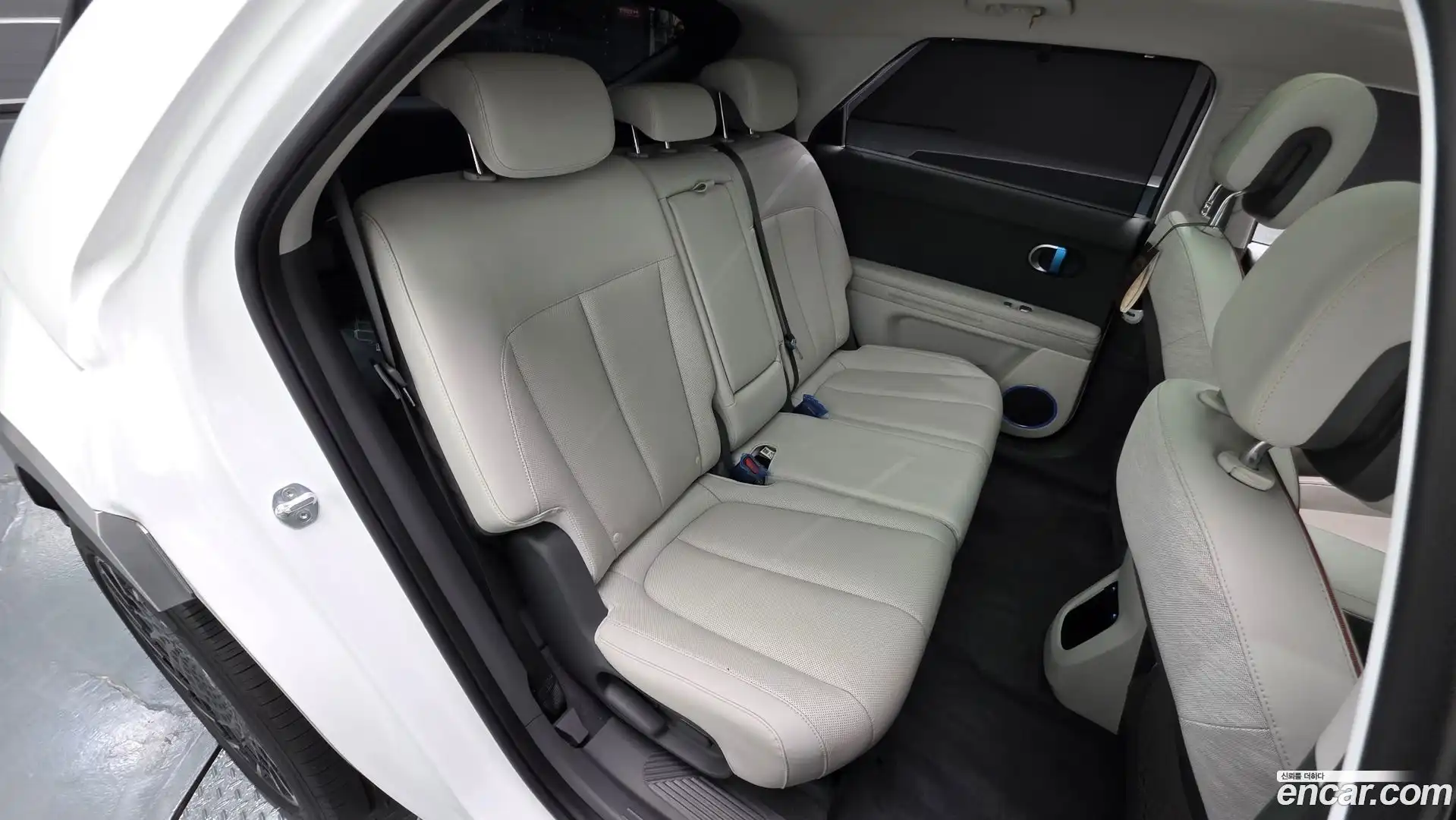 Ioniq5 Hyundai 2021.10-INNER-036