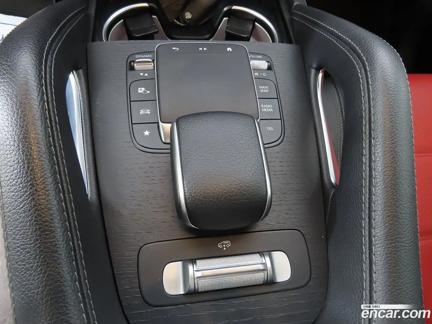 GLE-Class Mercedes-Benz 2023.8-OPTION-017