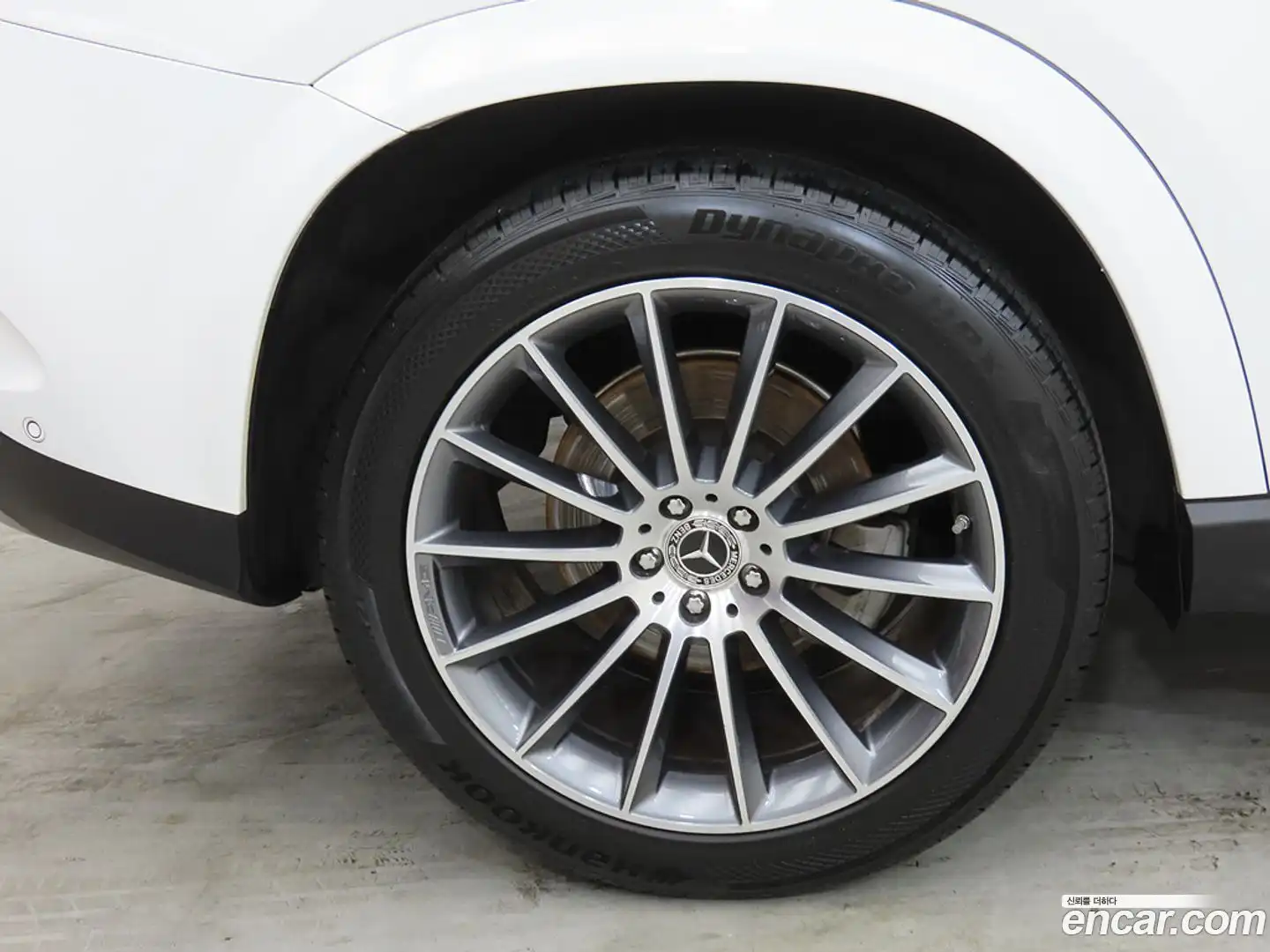 GLE-Class Mercedes-Benz 2023.8-OPTION-024