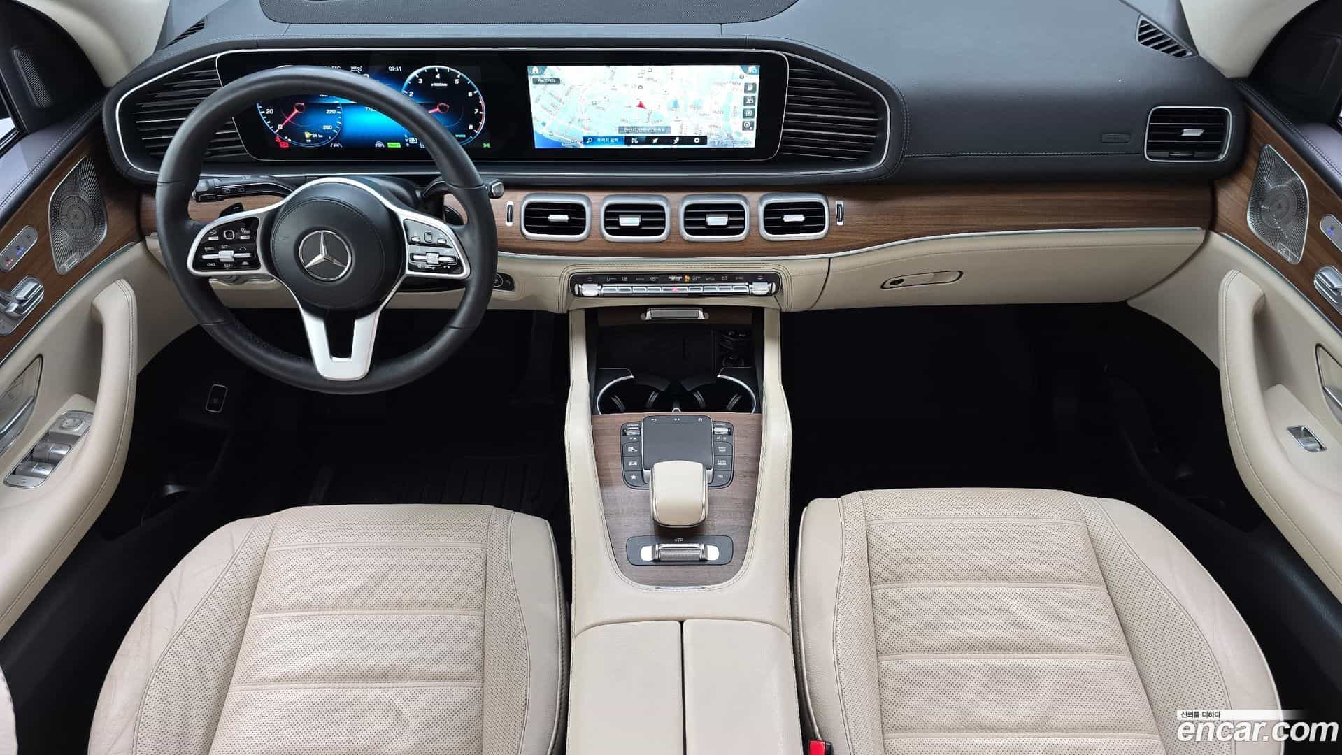 GLE-Class Mercedes-Benz 2021.5-INNER-007