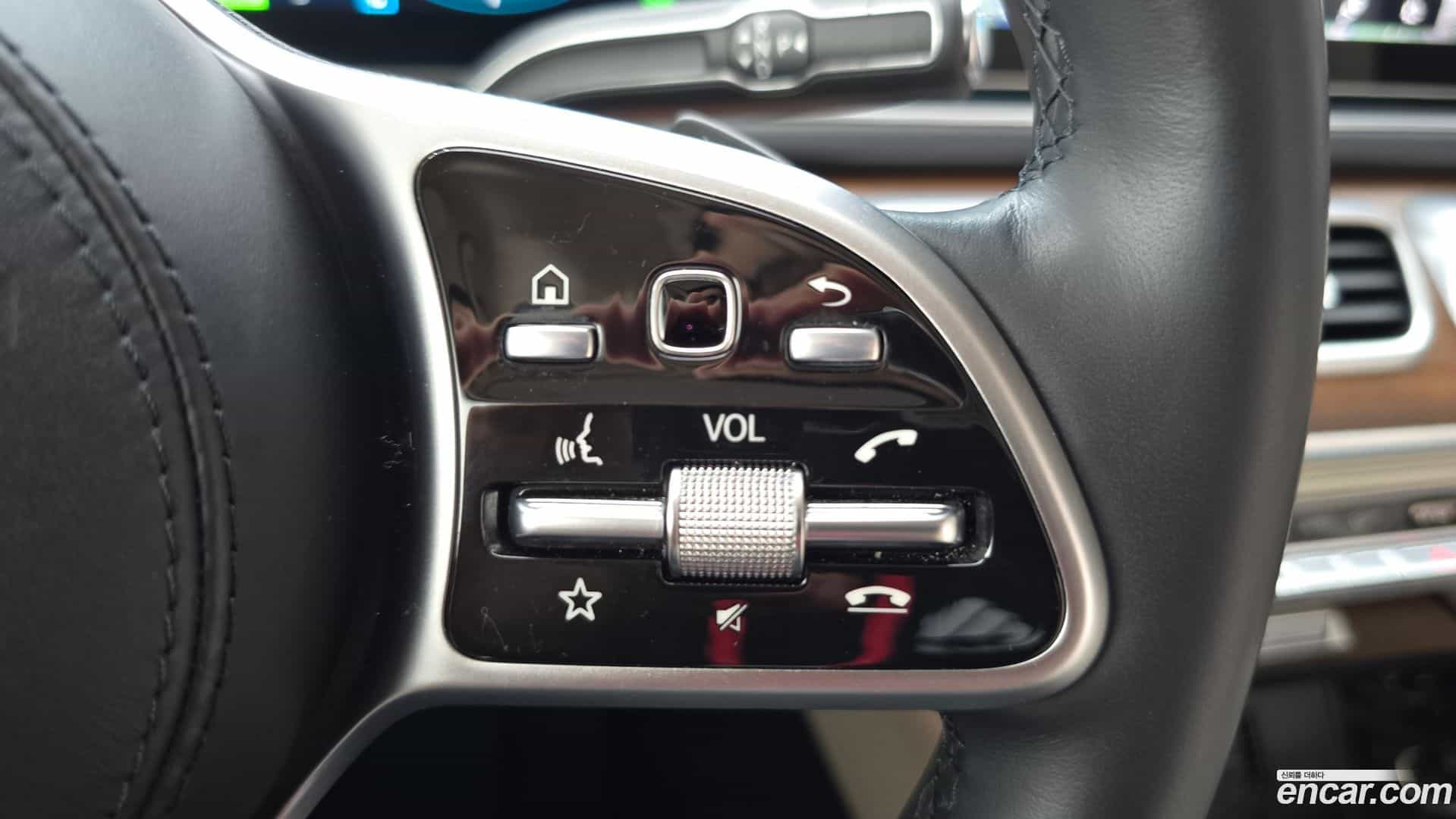 GLE-Class Mercedes-Benz 2021.5-OPTION-021