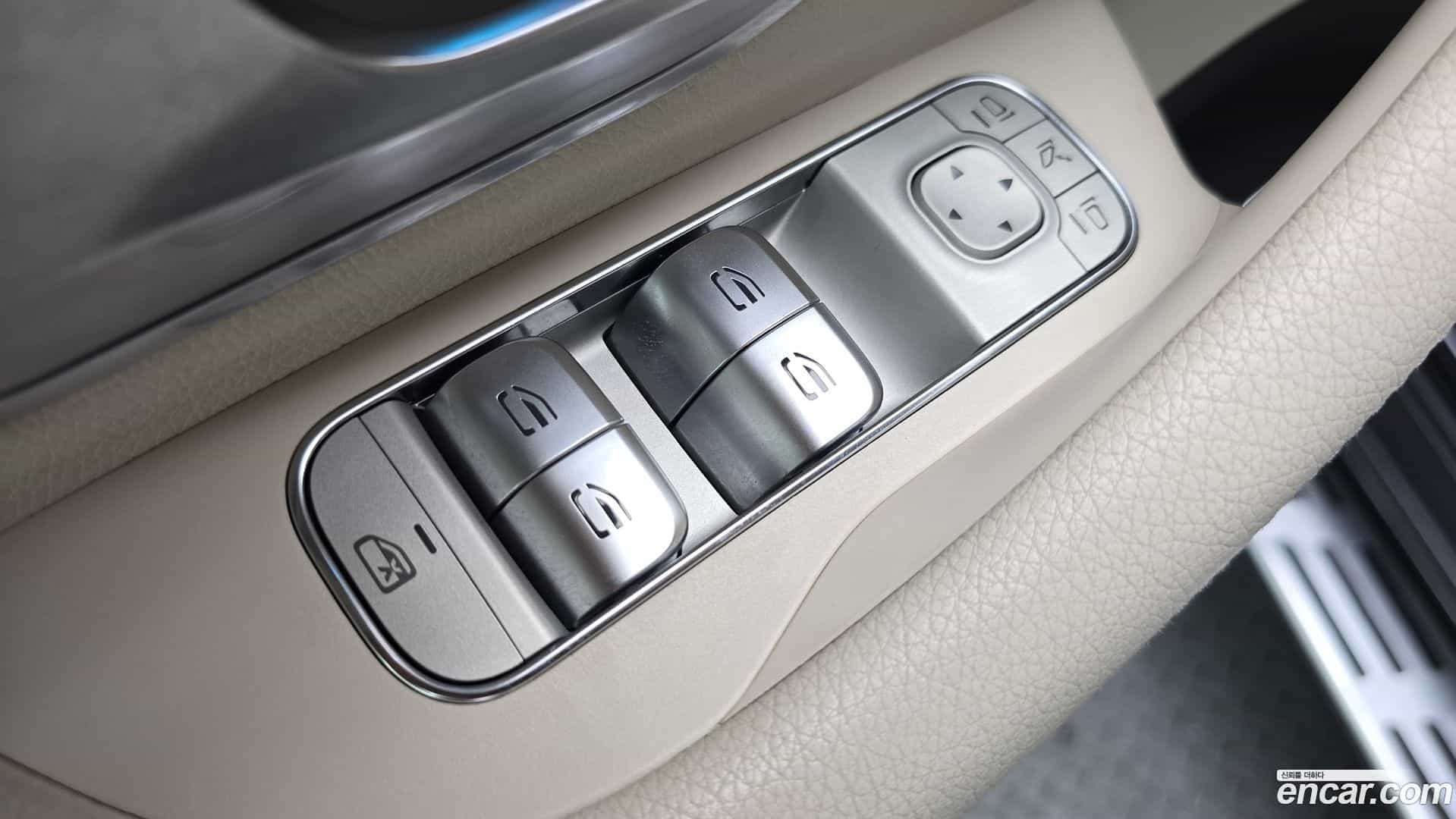 GLE-Class Mercedes-Benz 2021.5-OPTION-023