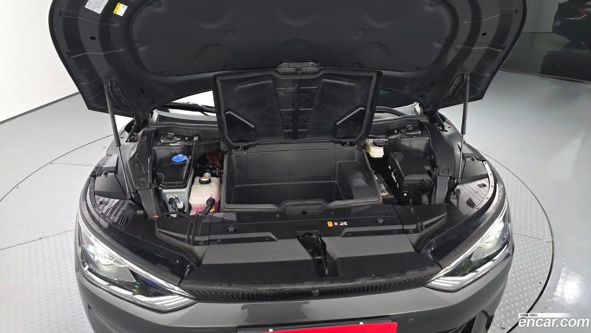 EV6 Kia 2023.2-OUTER-006