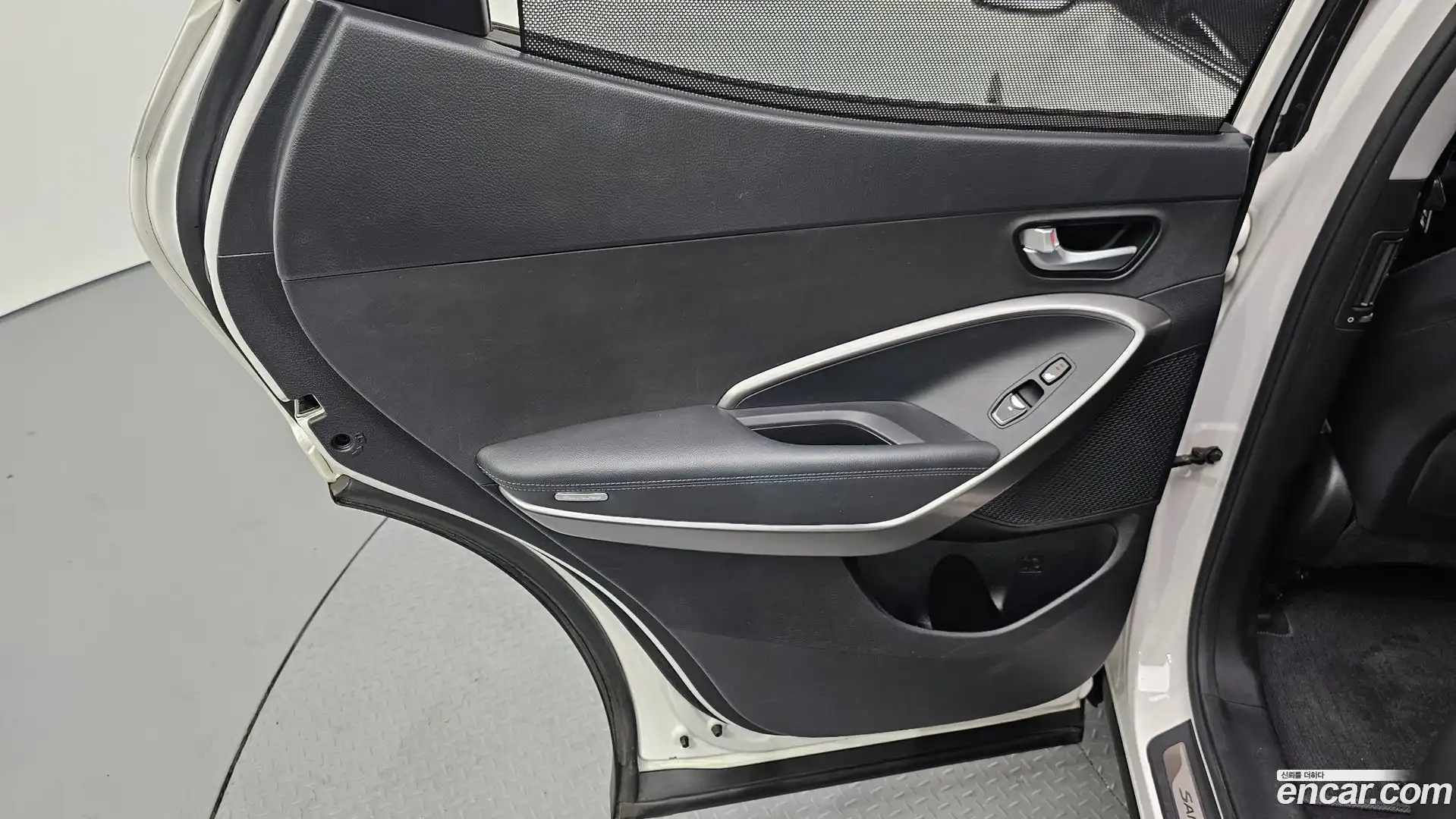 Santafe Hyundai 2016.1-INNER-035