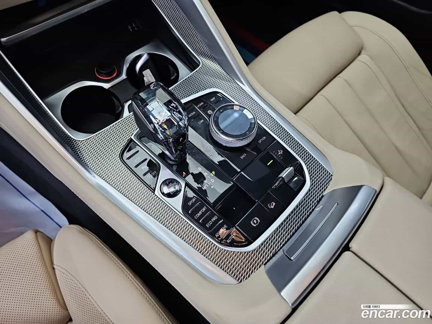 X6 BMW 2021.4-INNER-008