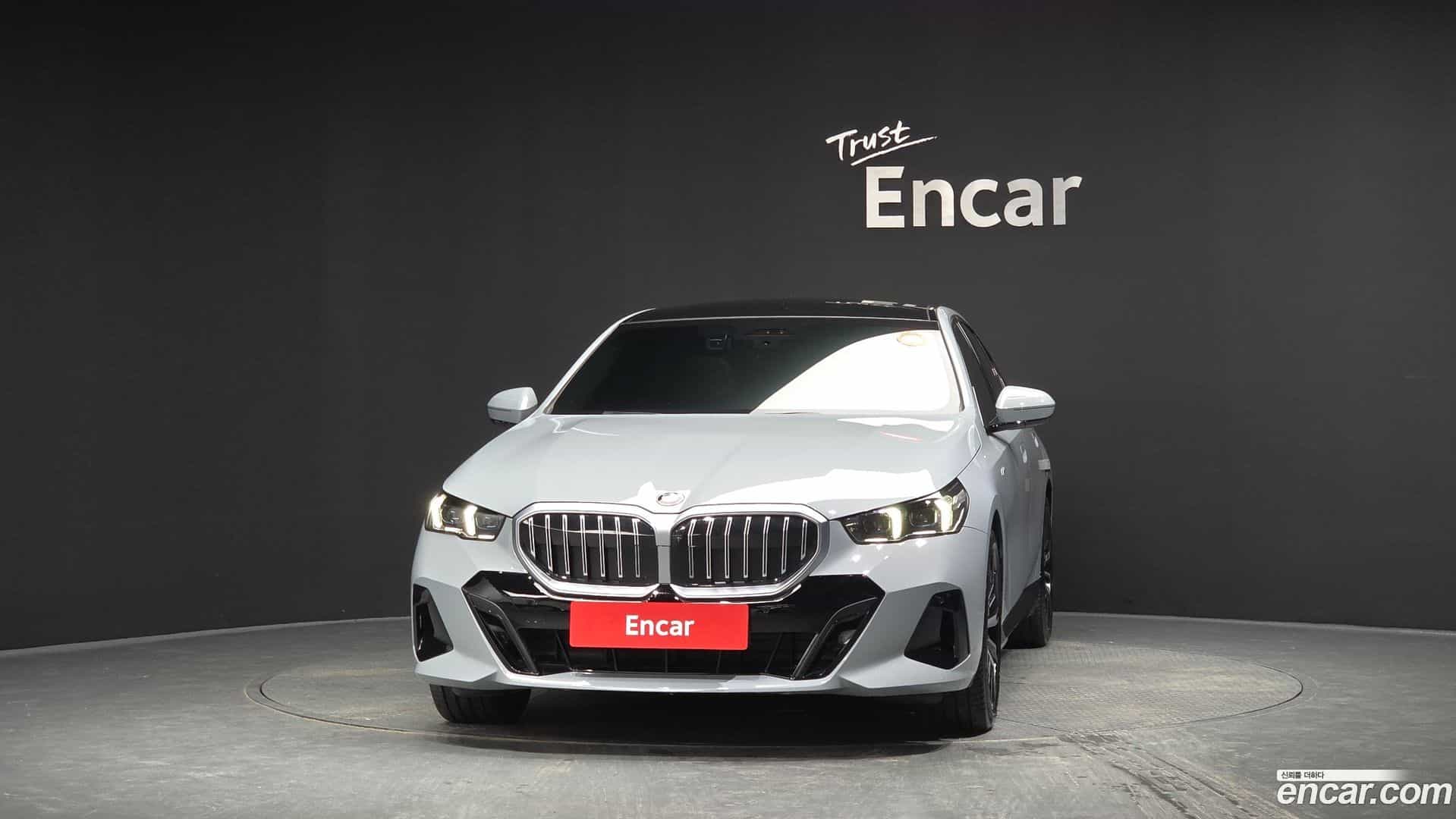 5-Series BMW 2024.1-OUTER-003