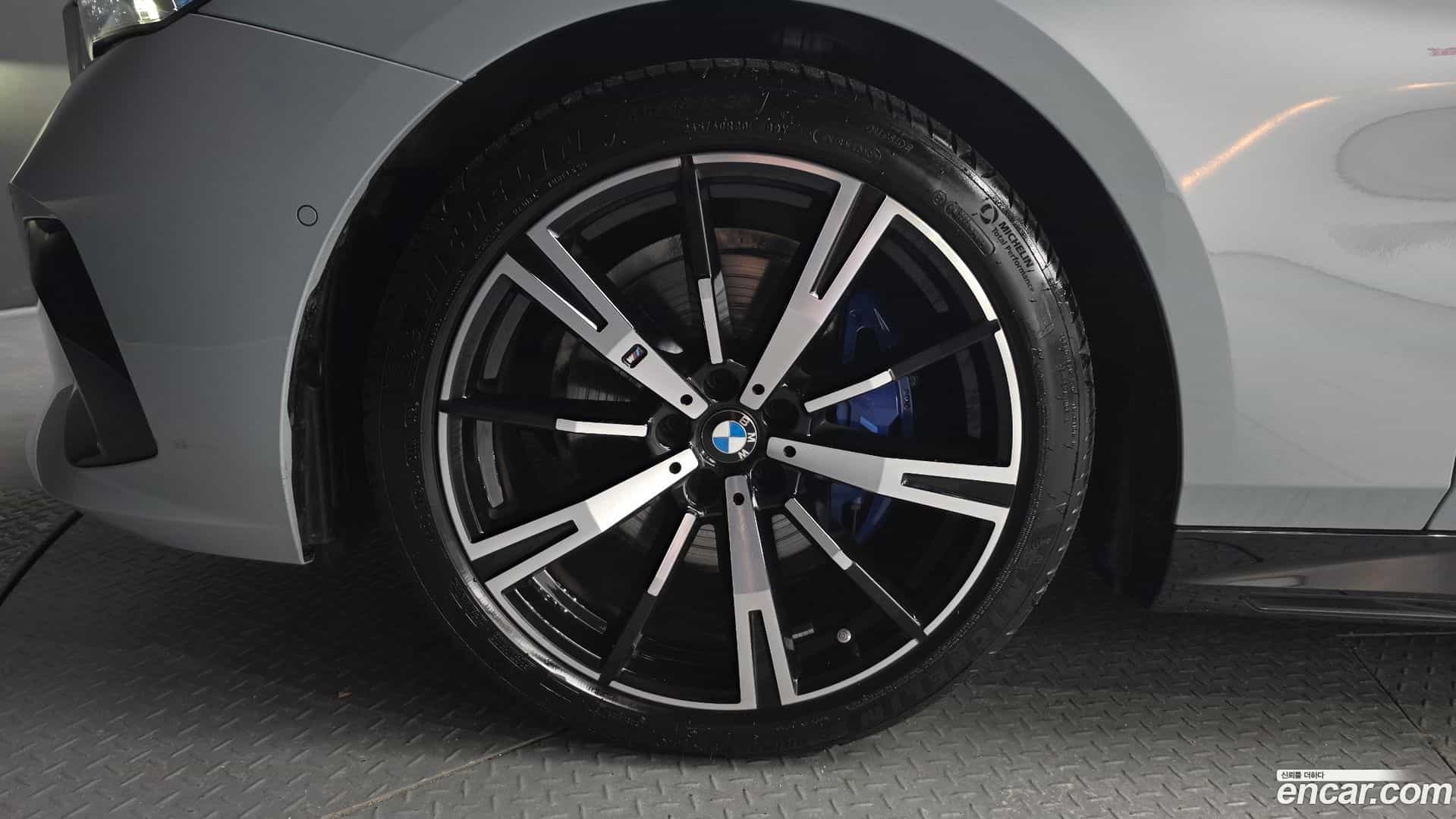 5-Series BMW 2024.1-OUTER-005