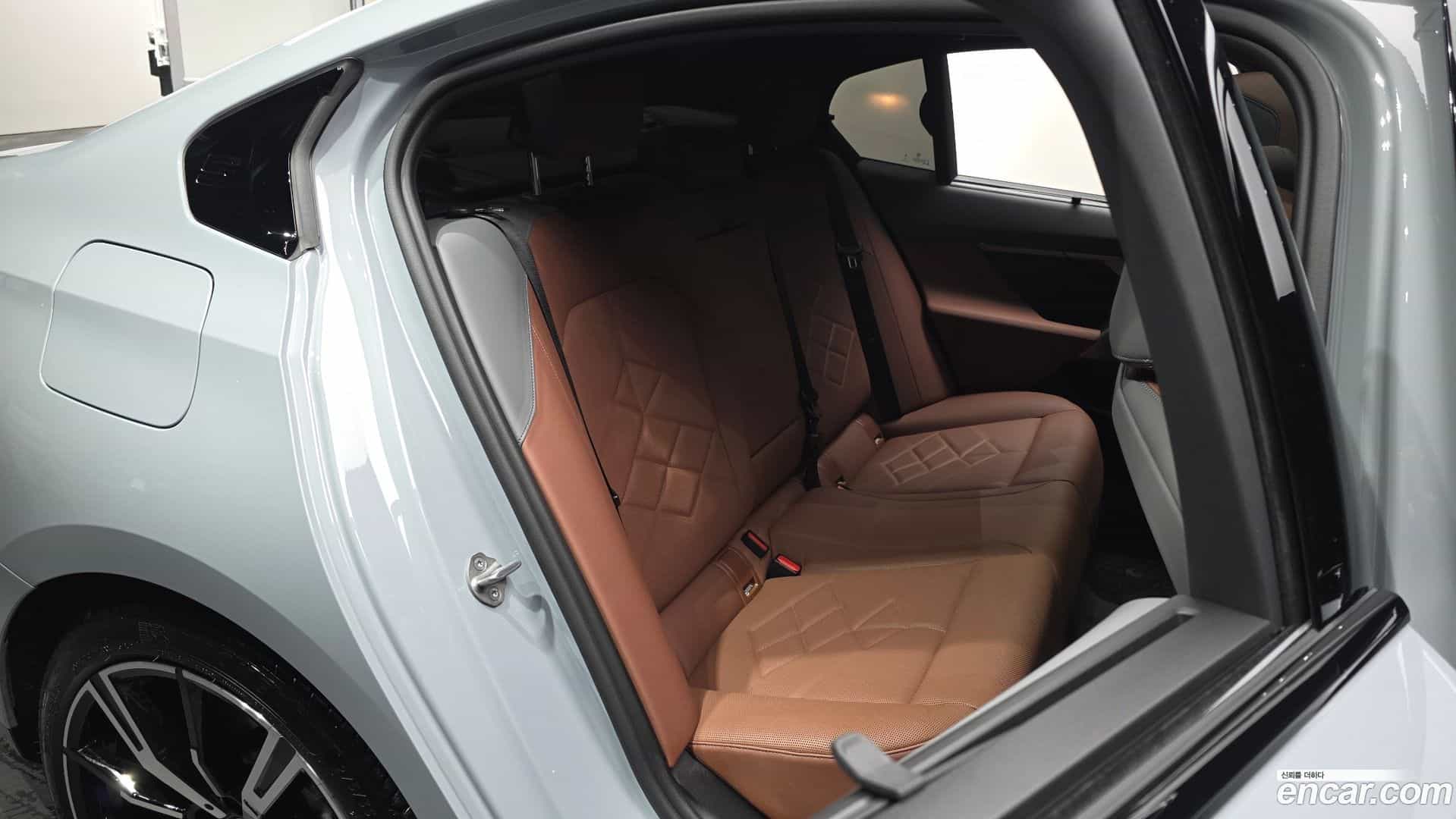 5-Series BMW 2024.1-OPTION-016