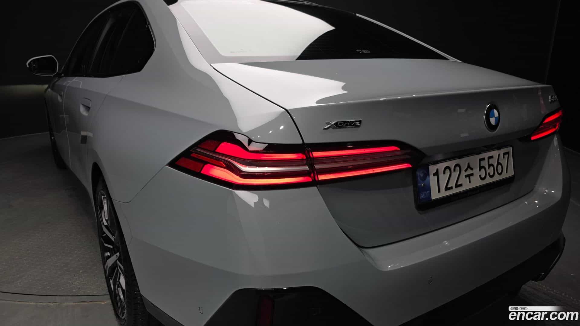 5-Series BMW 2024.1-OUTER-033