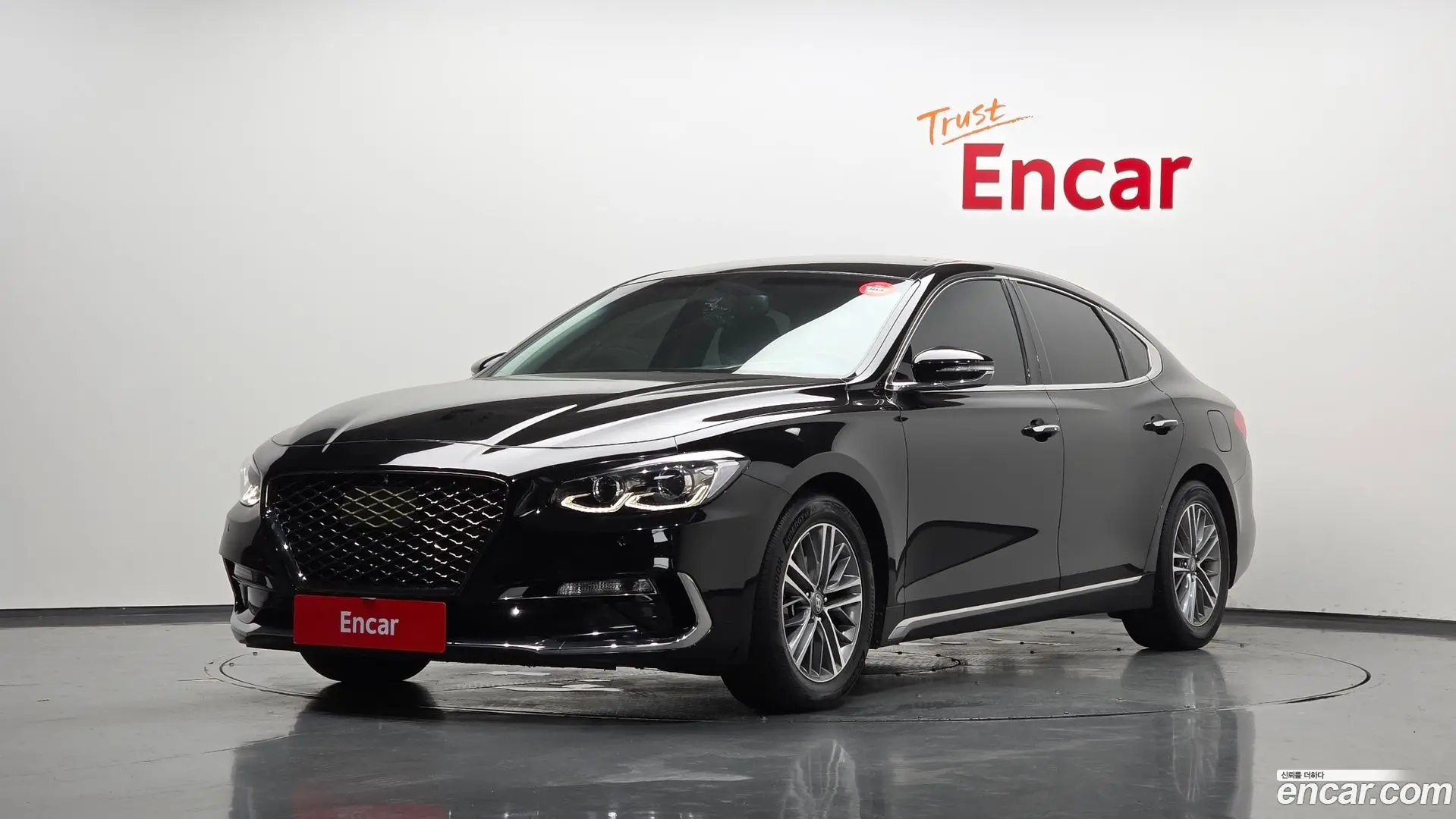 Main__Slider__Photo:Grandeur Hyundai 2017.6-0