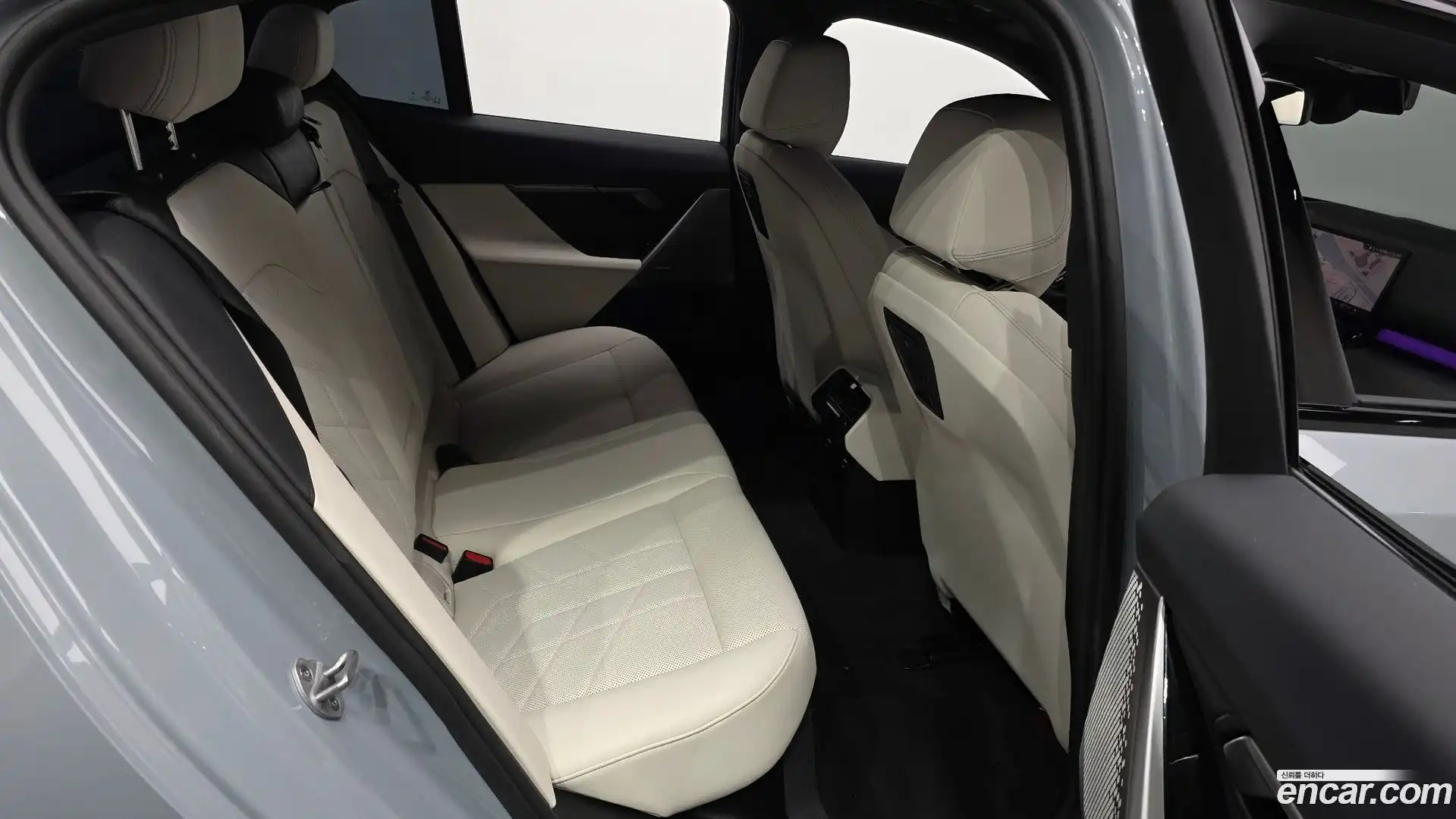 5-Series BMW 2025.10-OPTION-015