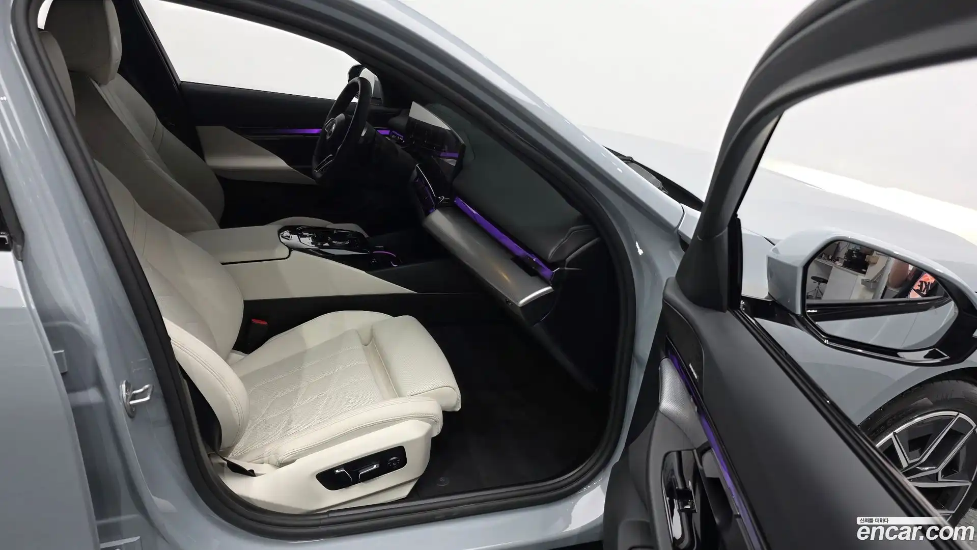 5-Series BMW 2025.10-OPTION-016