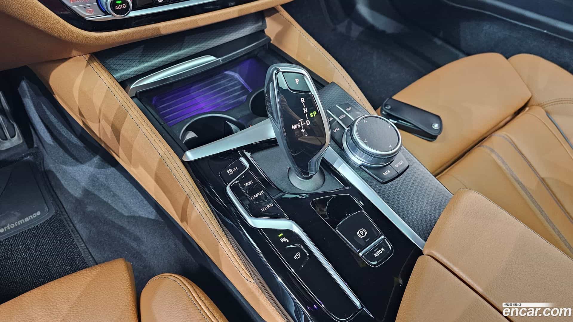 5-Series BMW 2021.8-INNER-009