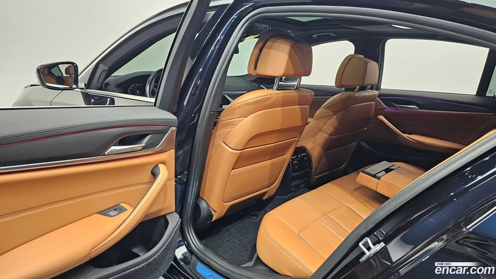 5-Series BMW 2021.8-OPTION-044
