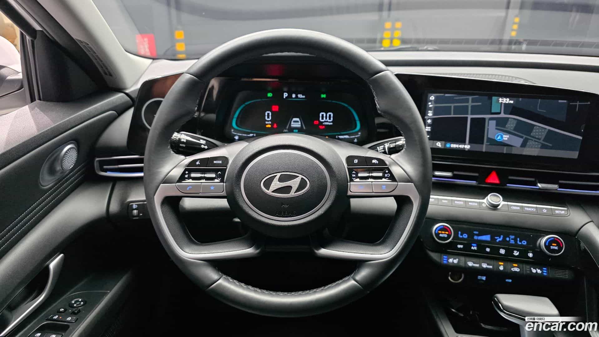 AVANTE Hyundai 2023.10-OPTION-017