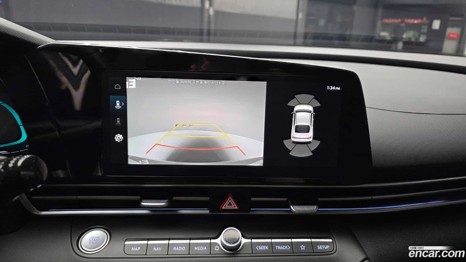 AVANTE Hyundai 2023.10-OPTION-019