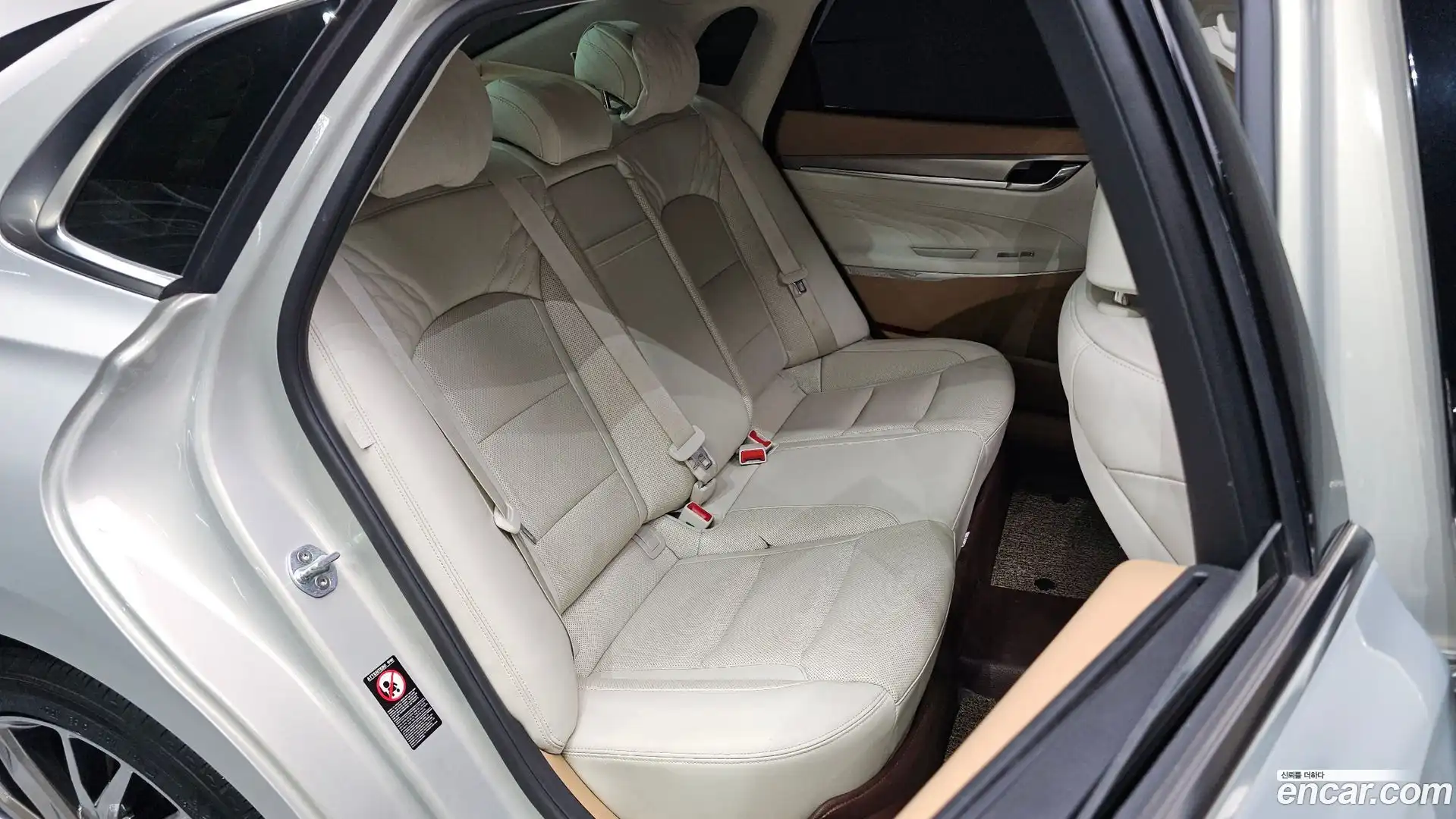 Grandeur Hyundai 2020.6-OPTION-015