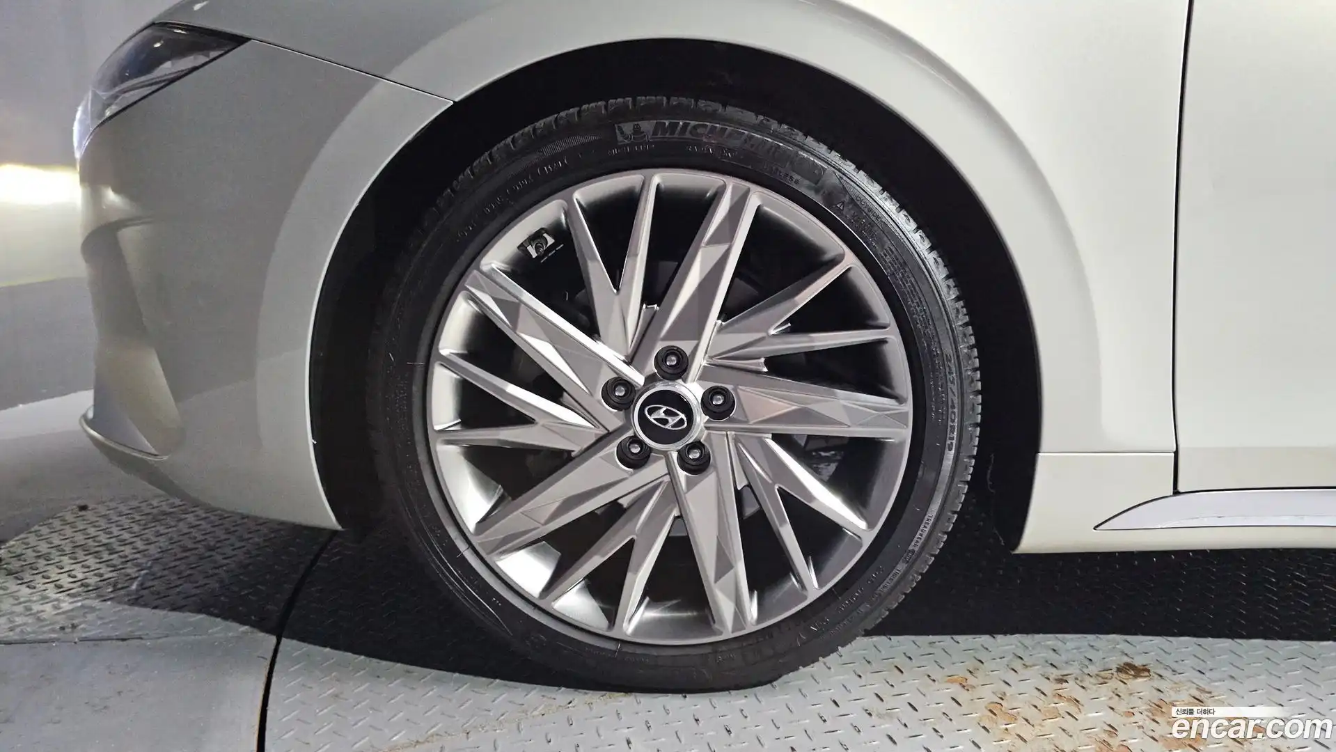 Grandeur Hyundai 2020.6-OUTER-031
