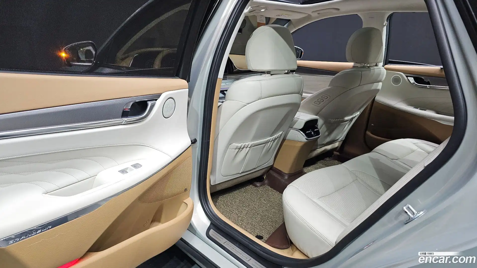 Grandeur Hyundai 2020.6-INNER-036