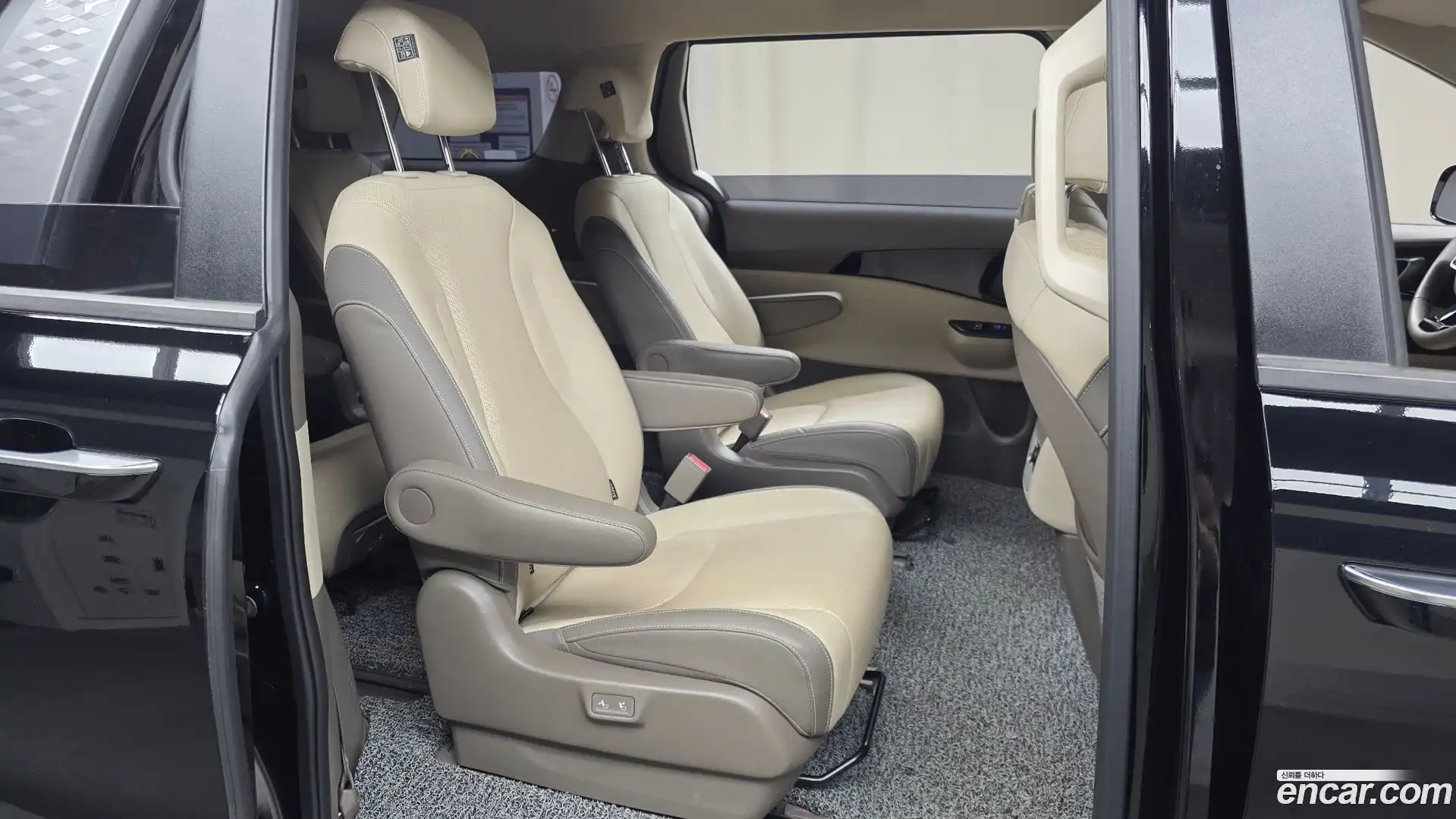 Canival Kia 2023.4-OPTION-016