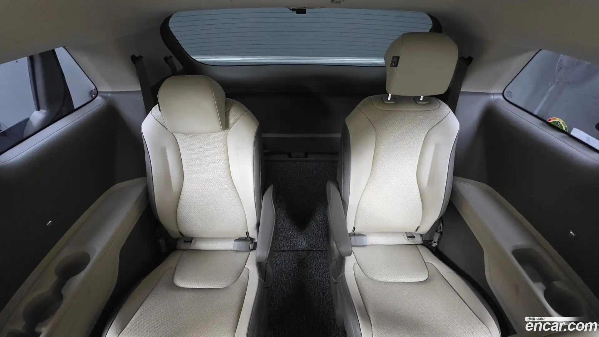 Canival Kia 2023.4-OPTION-023
