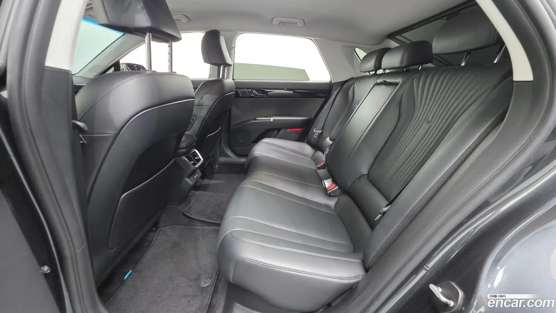Grandeur Hyundai 2023.5-OPTION-016