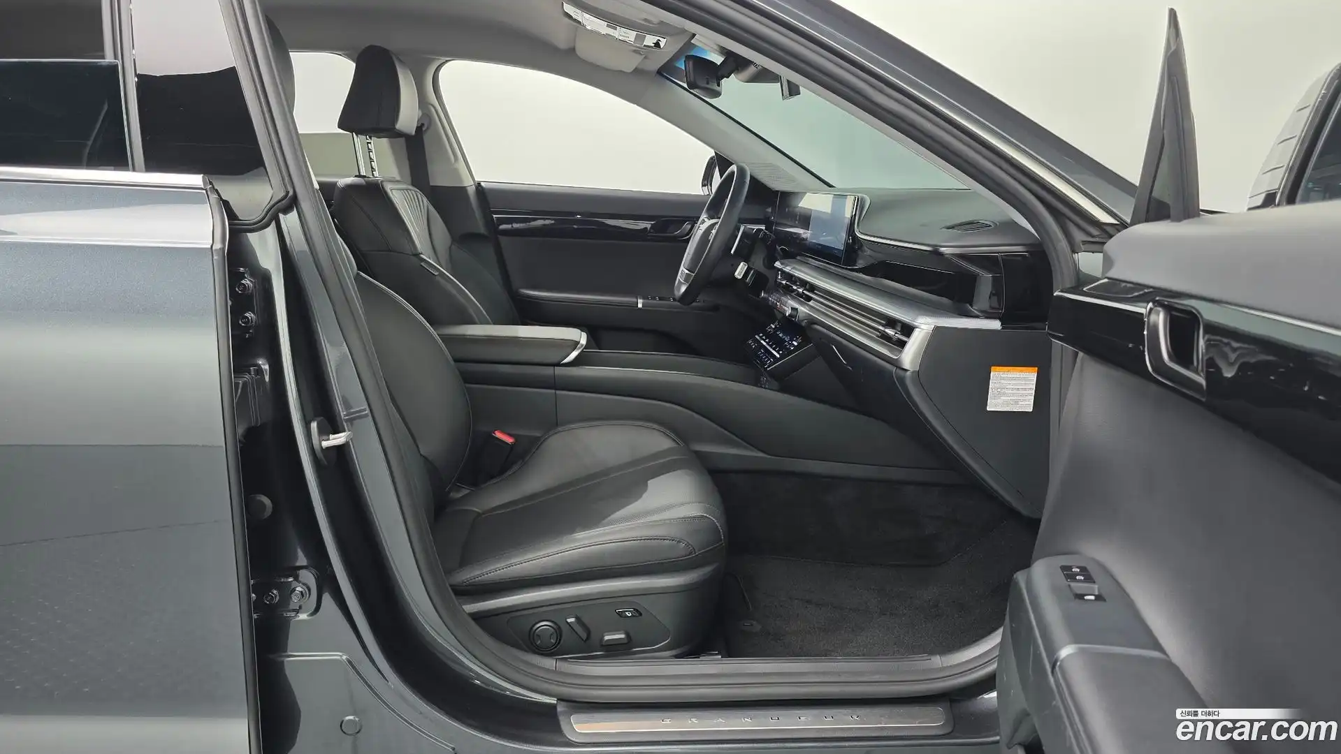 Grandeur Hyundai 2023.5-INNER-036