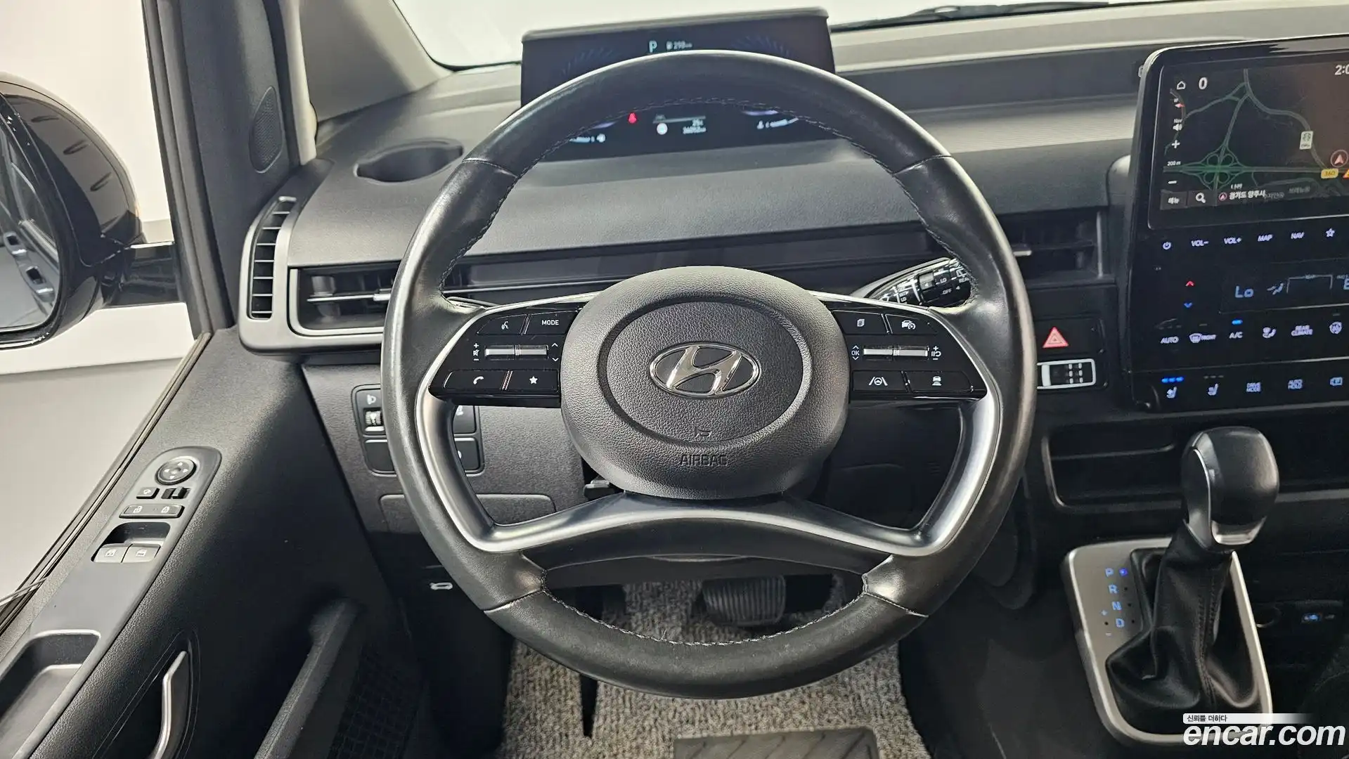 Staria Hyundai 2021.7-OPTION-016
