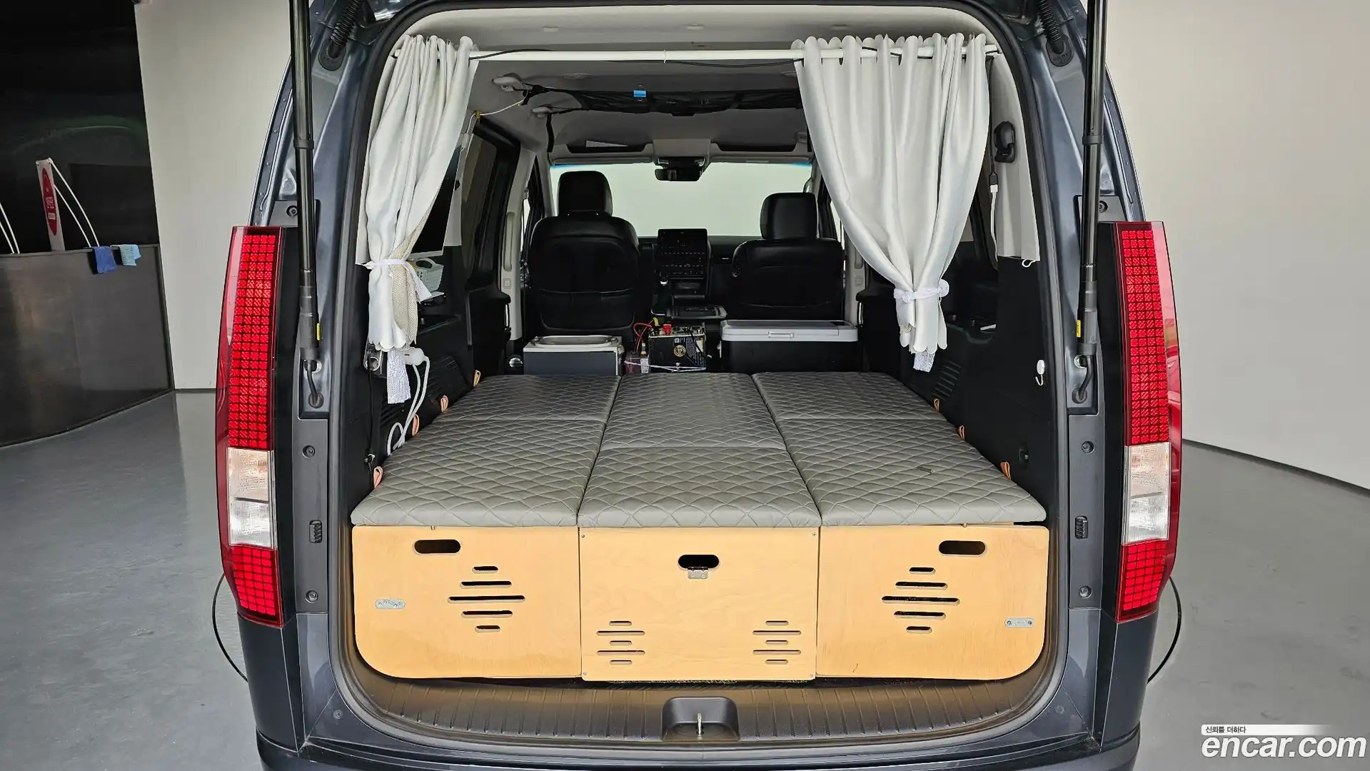 Staria Hyundai 2021.7-OPTION-044