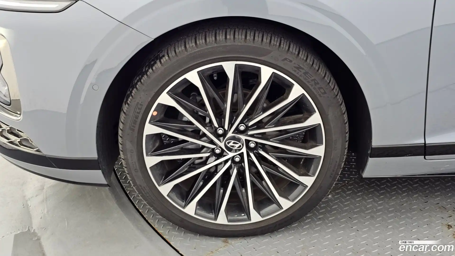 Grandeur Hyundai 2025.8-OUTER-005