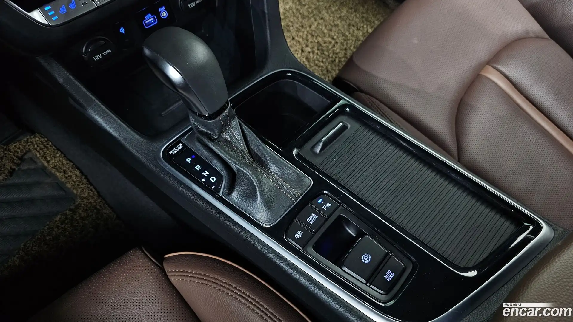Sonata Hyundai 2017.2-INNER-009