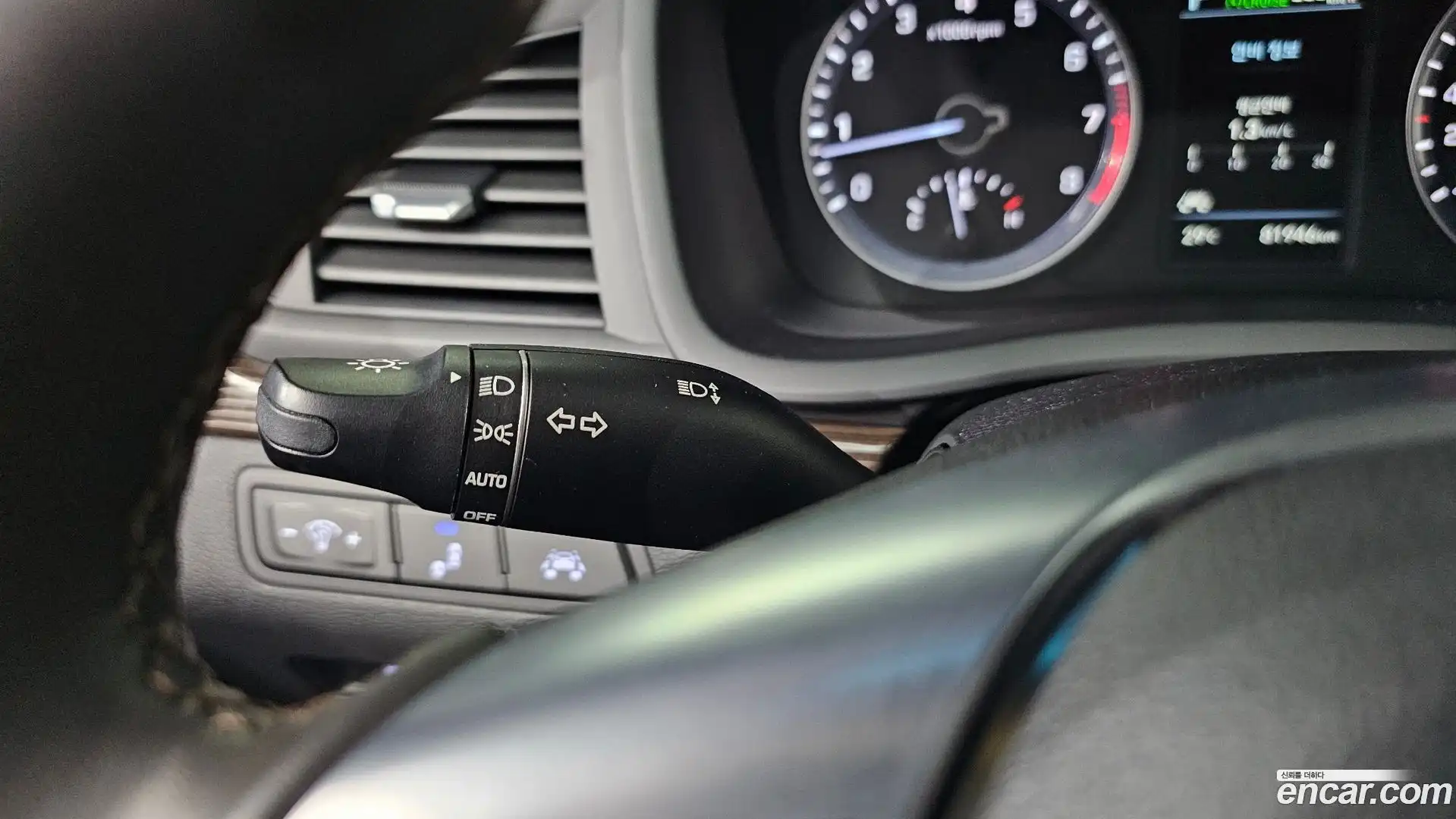 Sonata Hyundai 2017.2-OPTION-040