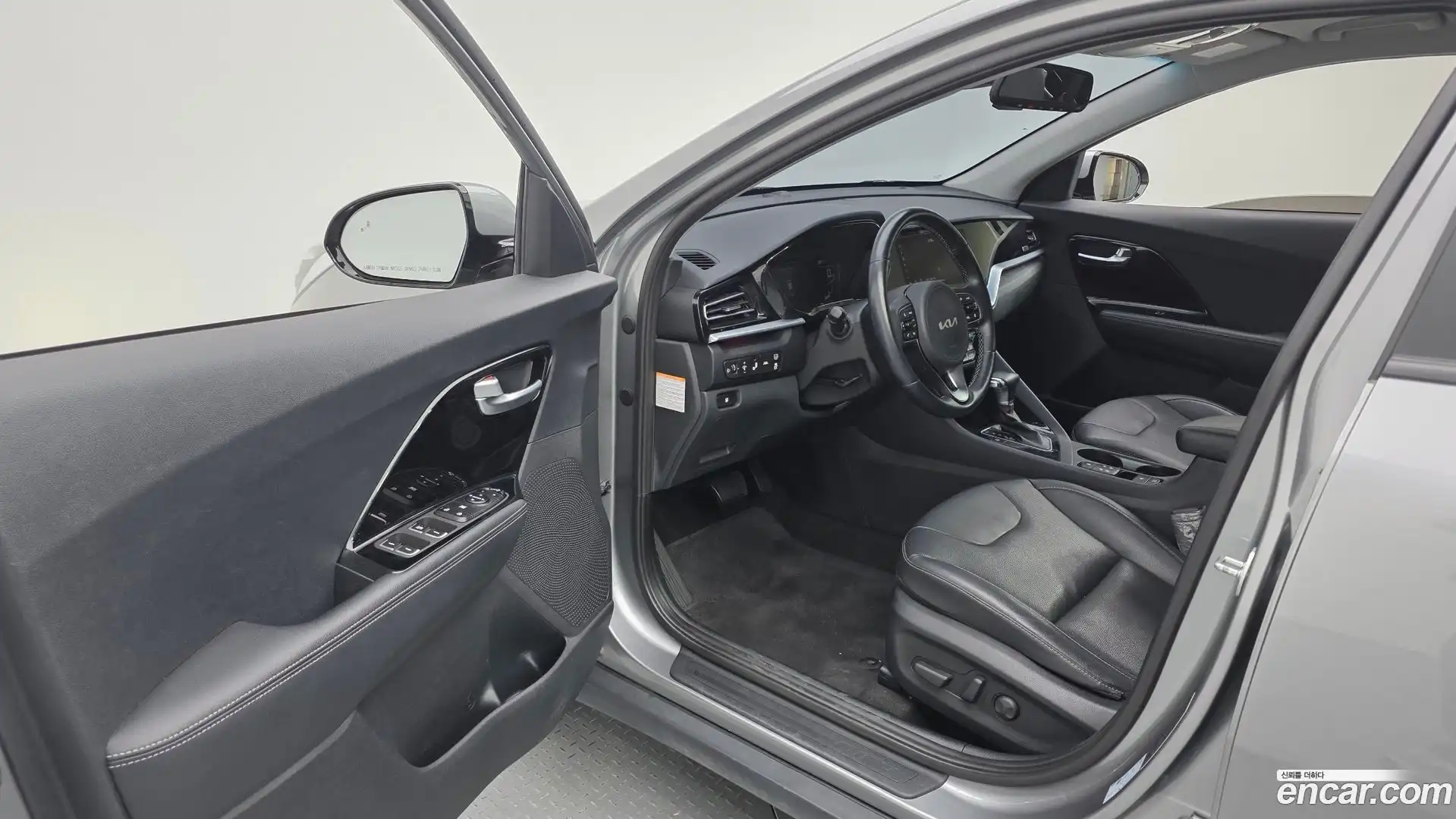 Niro Kia 2021.10-INNER-010