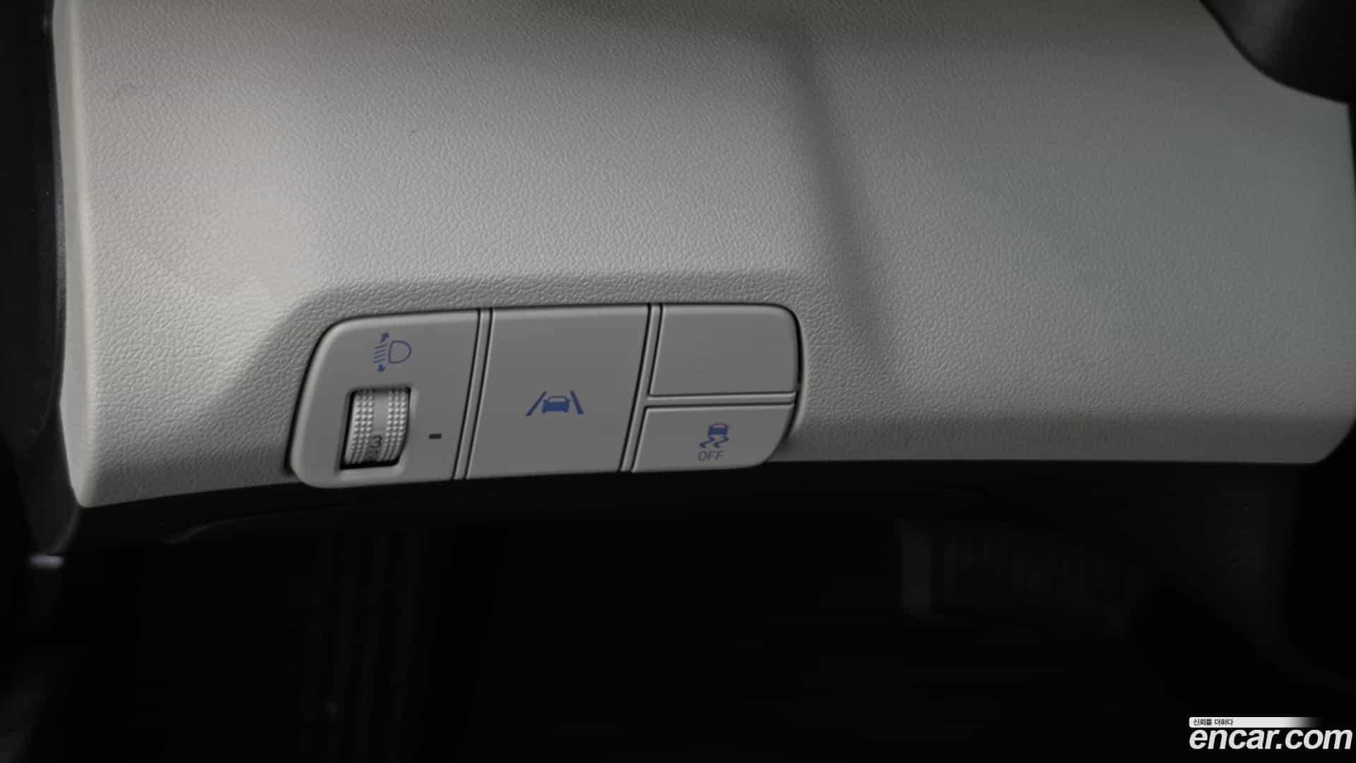 AVANTE Hyundai 2022.4-OPTION-021